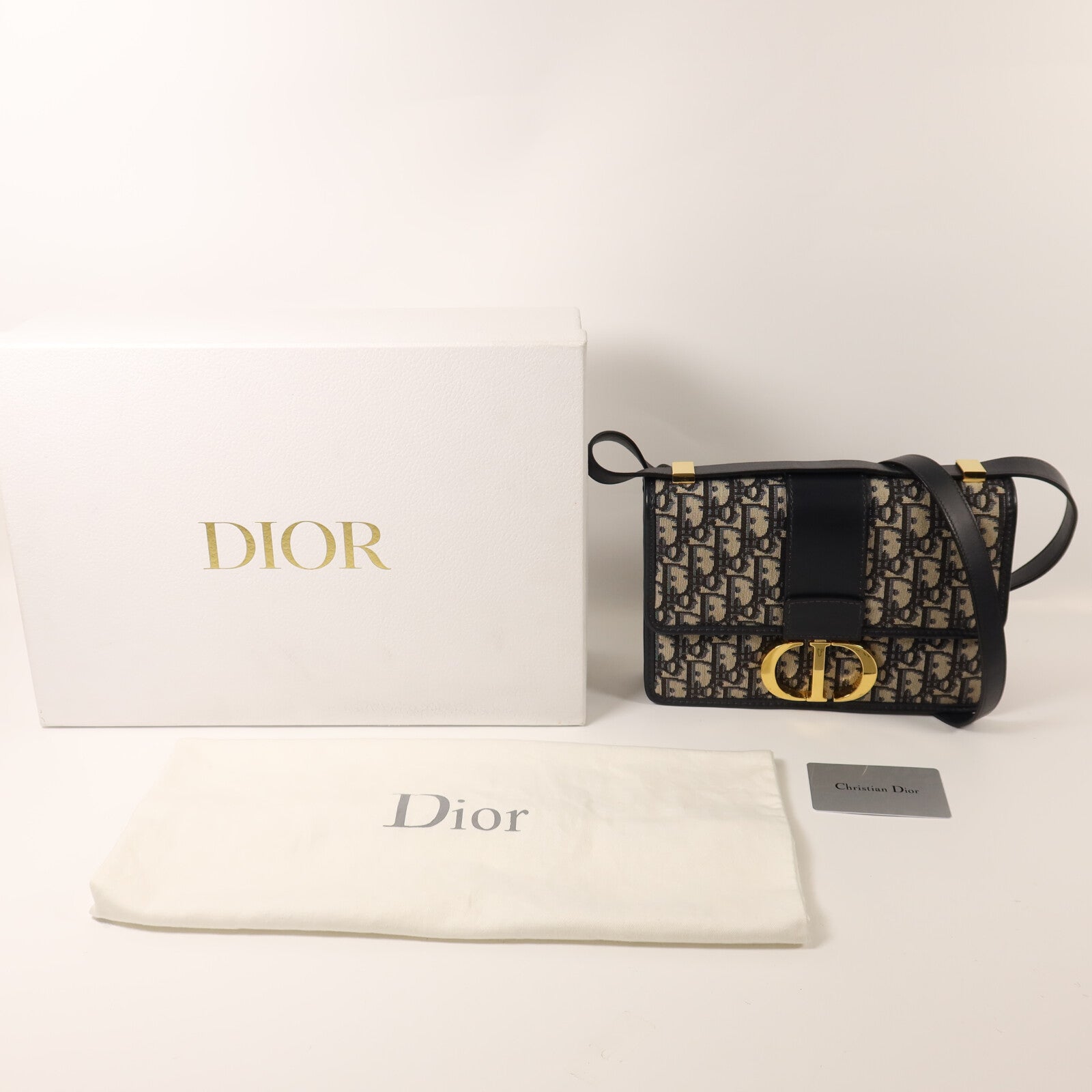 Dior 帆布Montaigne 30金扣肩背袋