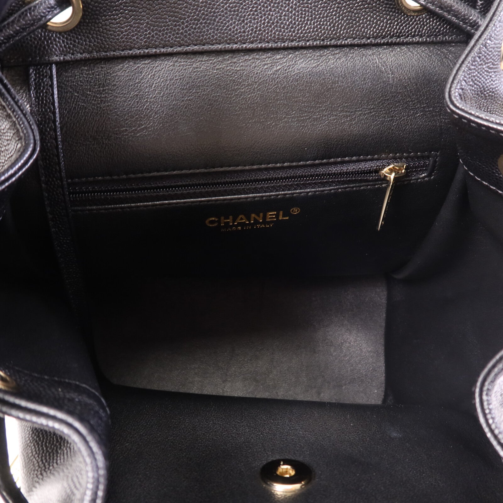 CHANEL 牛皮皮革Backpack金扣鏈帶背包