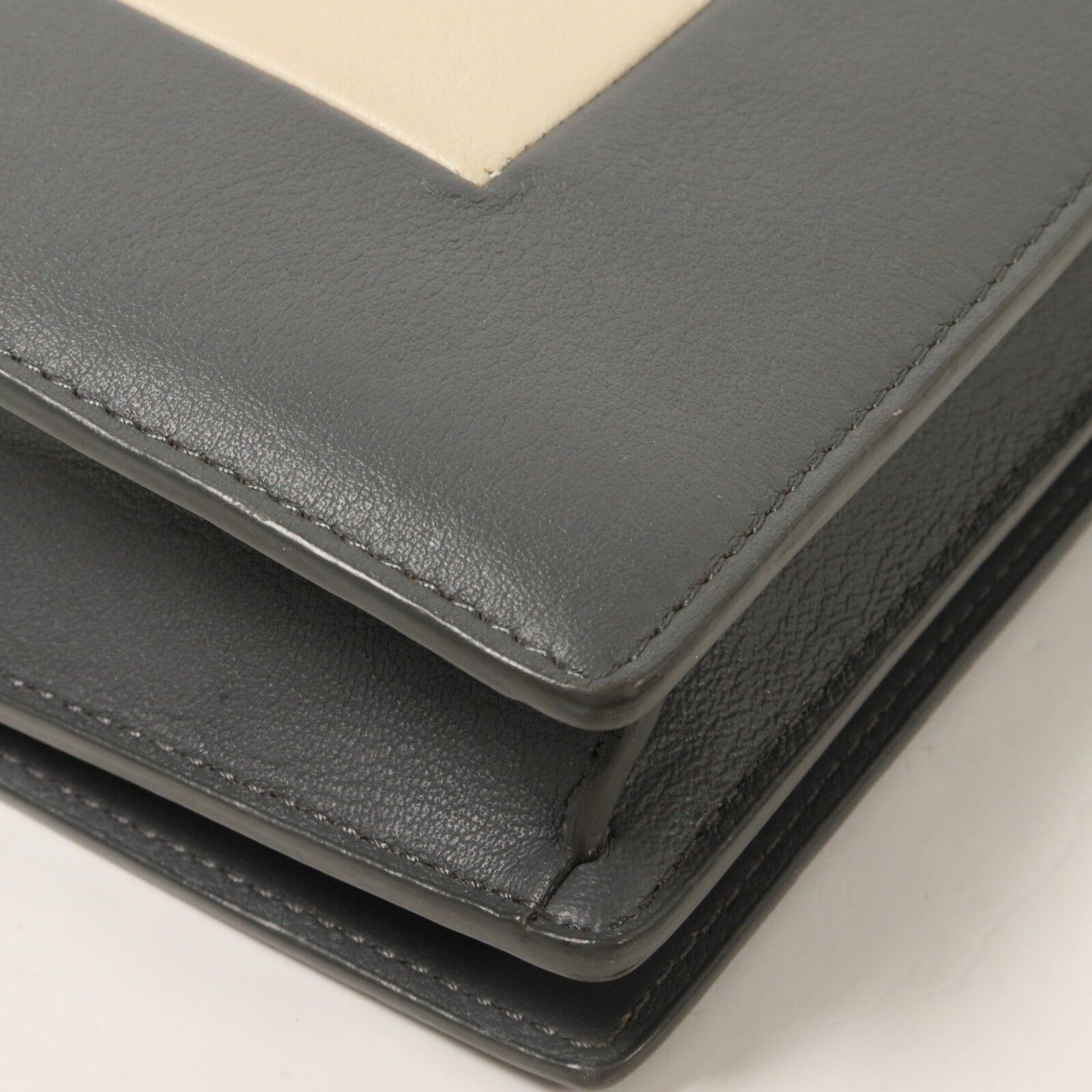 CELINE 牛皮皮革Frame Wallet On Chain鏈帶肩背袋