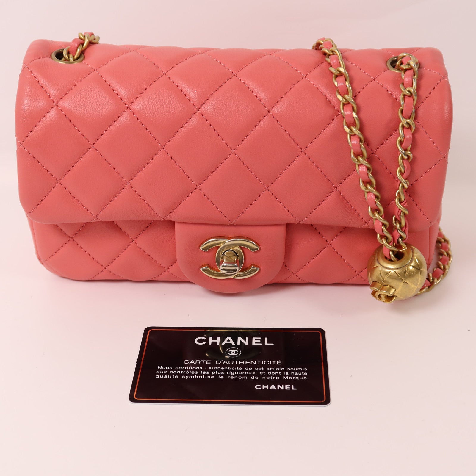 CHANEL 羊皮皮革Mini Classic 20金扣鏈帶肩背袋