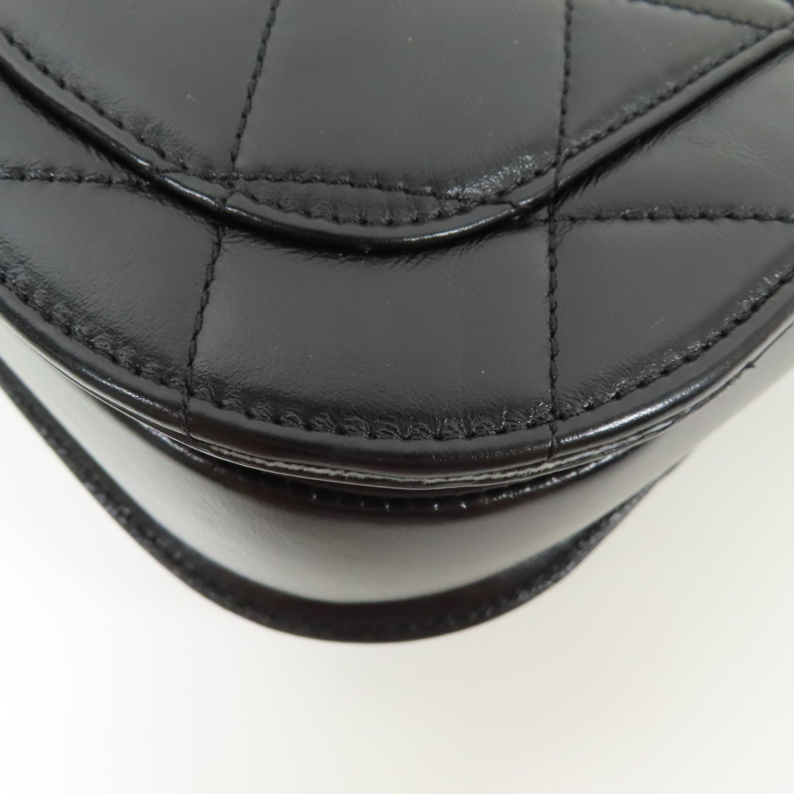 CHANEL 羊皮皮革Mini Messenger Bag金扣肩背袋