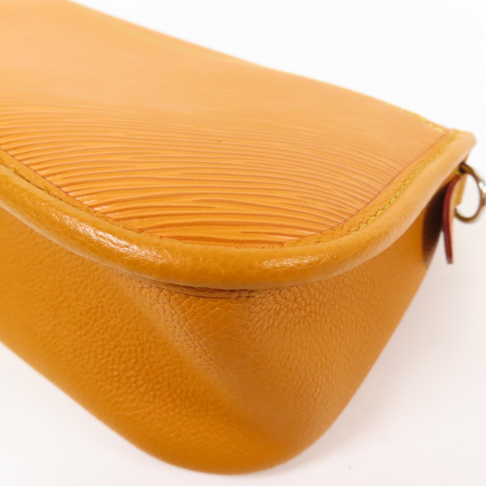 LOUIS VUITTON Epi Buci銀扣肩背袋