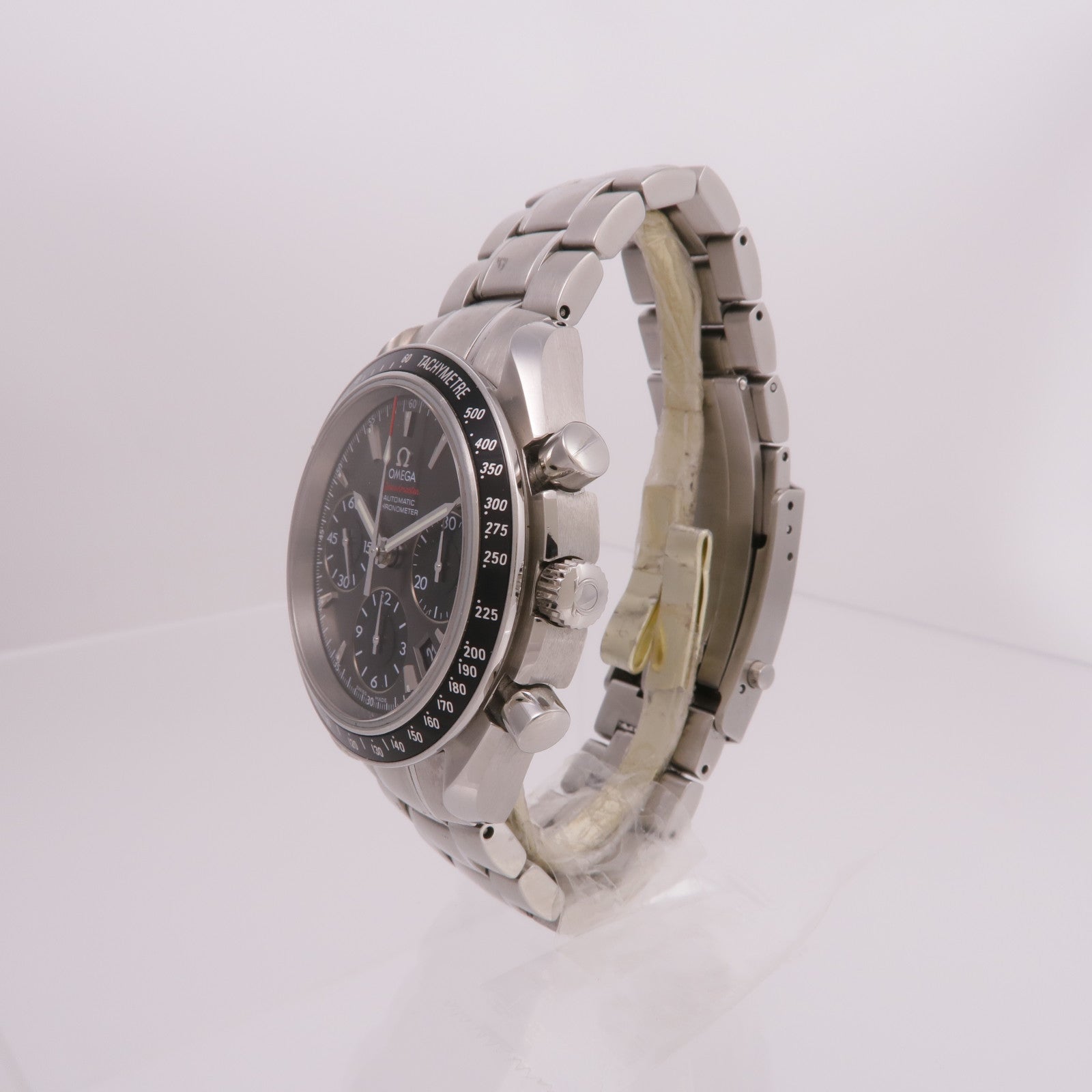 OMEGA Speedmaster Date / Day‑Date 323.30.40.40