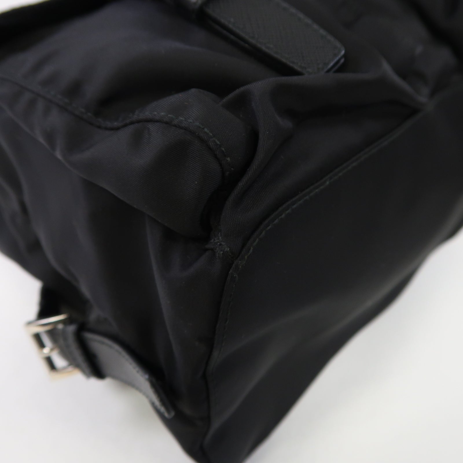 PRADA 尼龍Backpack銀扣背包黒色