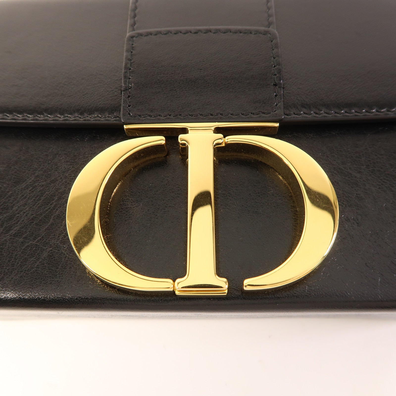 Dior 【激減優惠】牛皮皮革30 Montaigne Box Bag金扣肩背袋