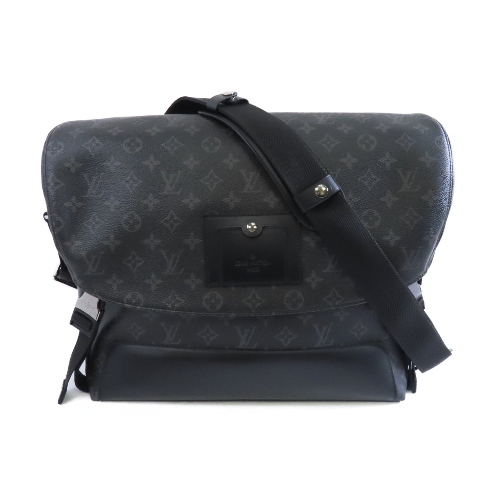 LOUIS VUITTON Monogram Eclipse Messenger Voyage MM銀扣肩背袋黑色