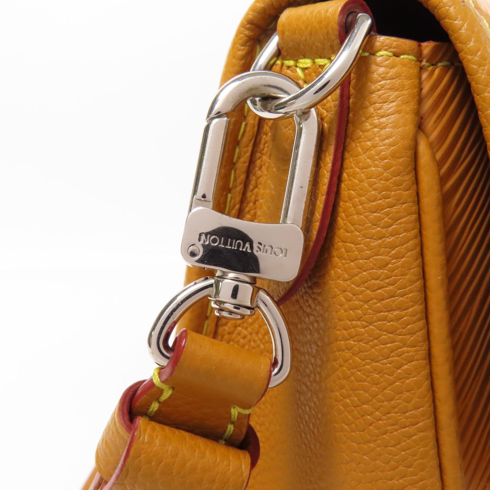 LOUIS VUITTON Epi Buci銀扣肩背袋