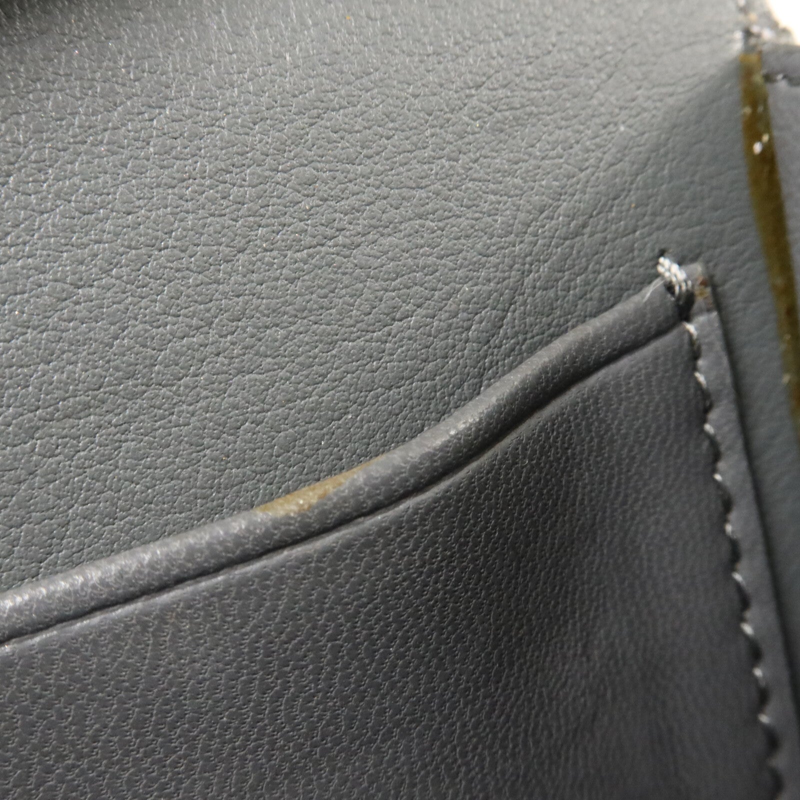 CELINE 牛皮皮革Frame Wallet On Chain鏈帶肩背袋