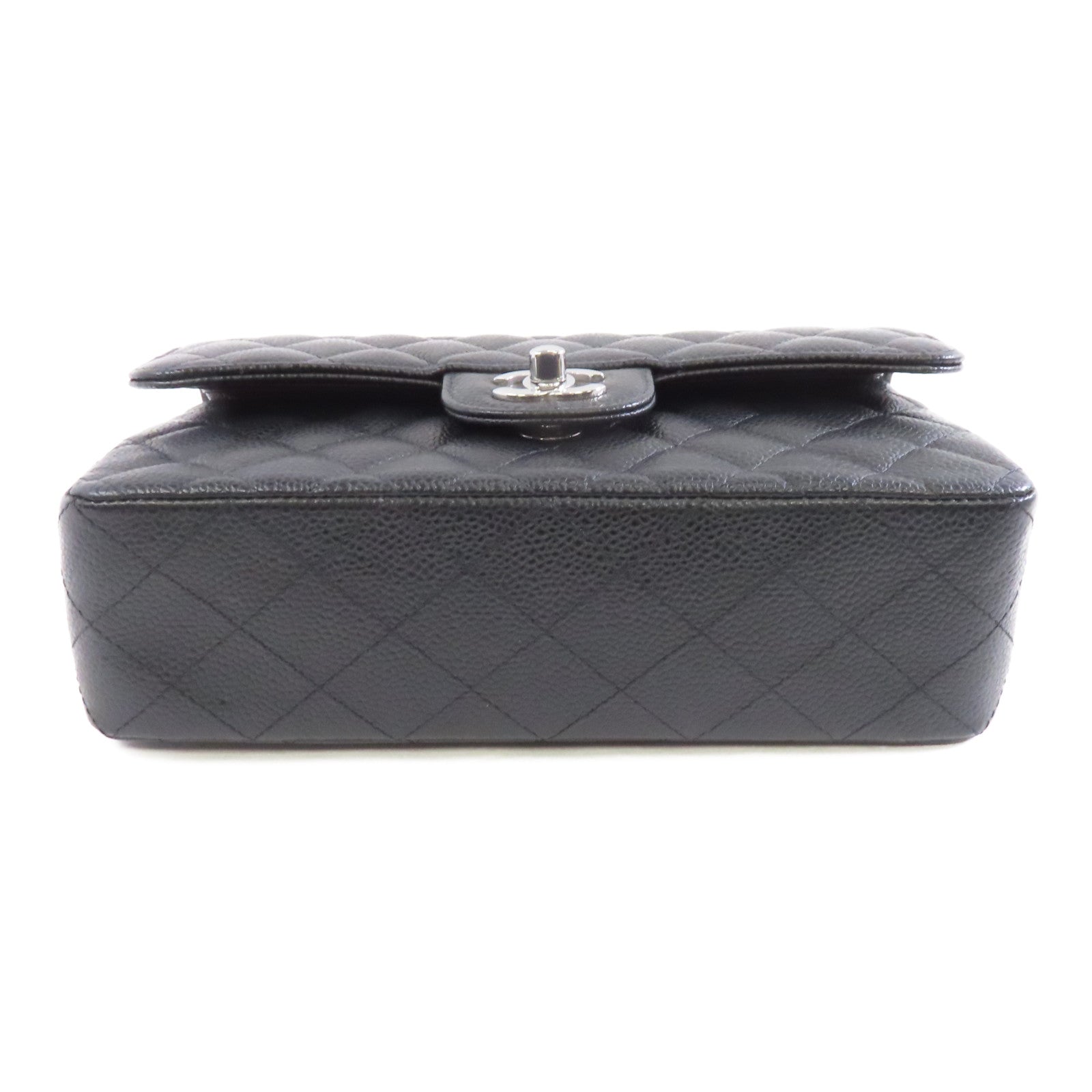 CHANEL 菱格Caviar皮革Classic Flap 23銀扣鏈帶肩背袋黑色