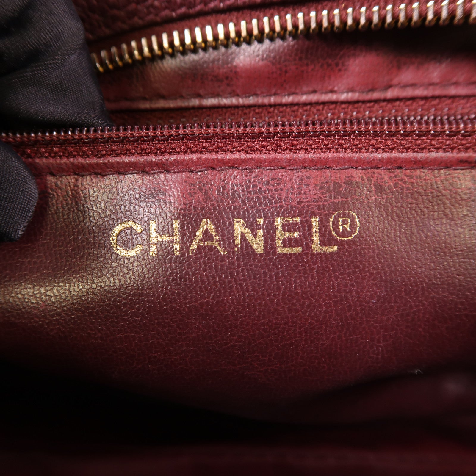 CHANEL 牛皮皮革Chain Shoulder金扣鏈帶肩背袋