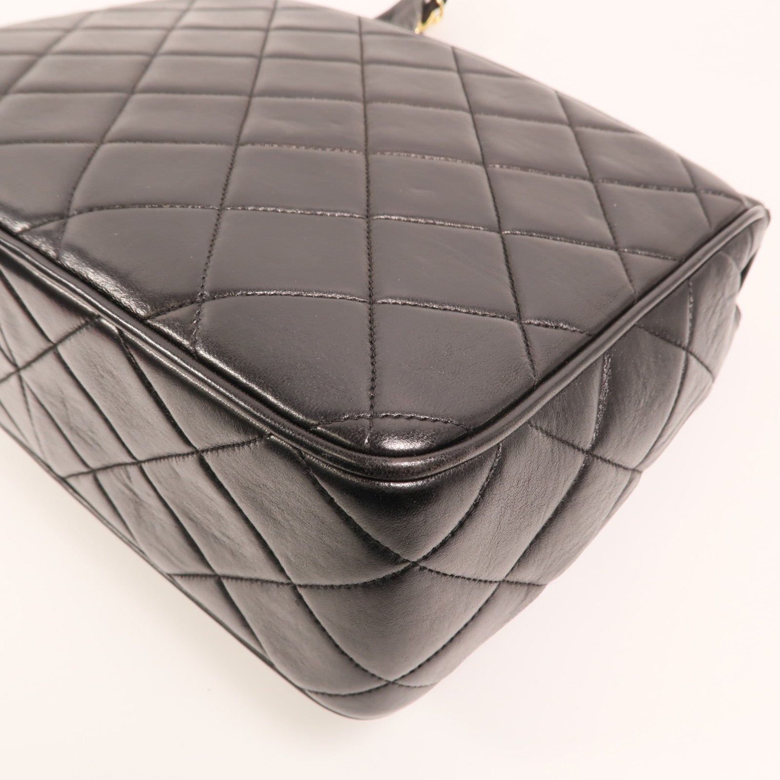 CHANEL 羊皮皮革Vintage Chain Shoulder金扣鏈帶肩背袋
