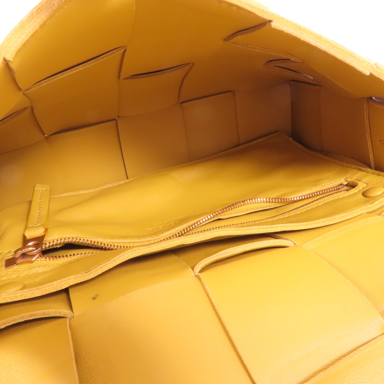 BOTTEGA VENETA 羊皮皮革Cassette Bag肩背袋