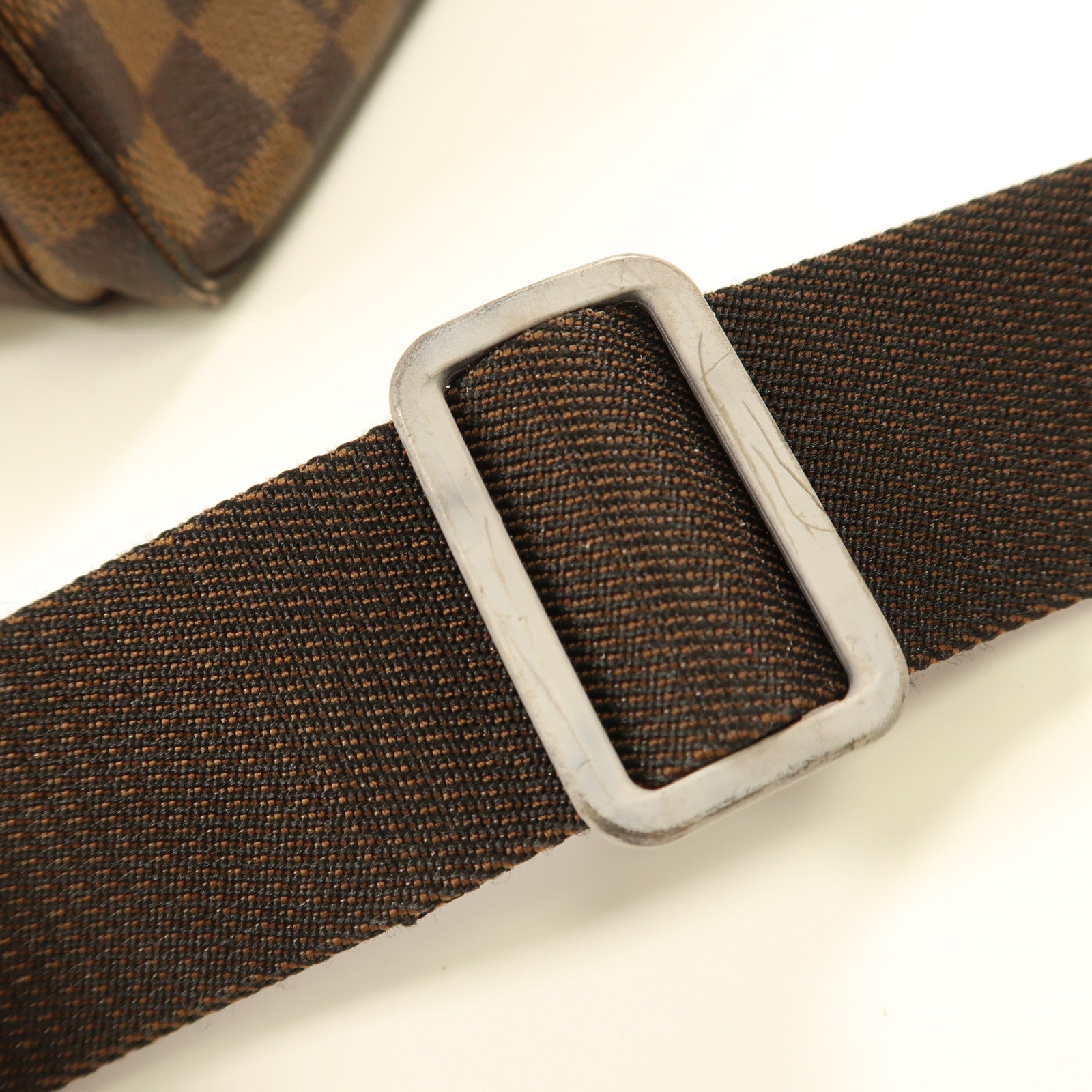 LOUIS VUITTON Damier Bastille金扣肩背袋啡色