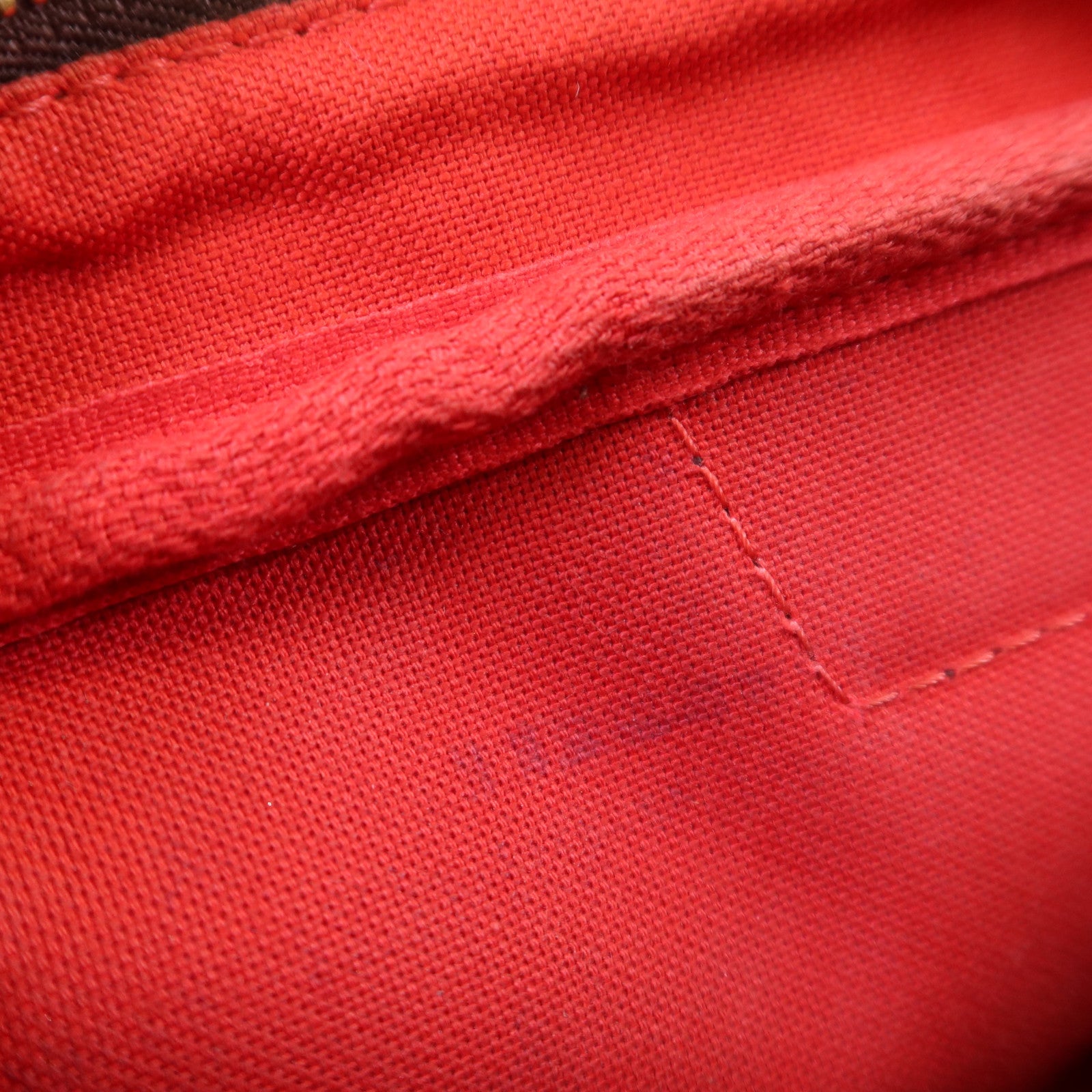LOUIS VUITTON Damier Rivington PM金扣手挽袋