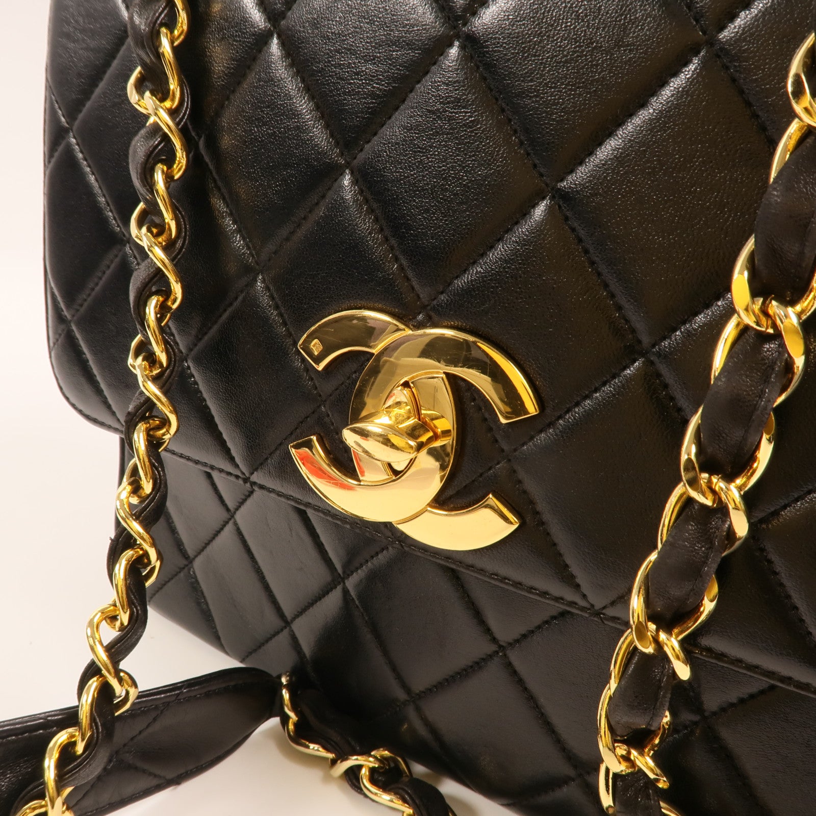 CHANEL 羊皮皮革Vintage Chain Shoulder金扣鏈帶肩背袋