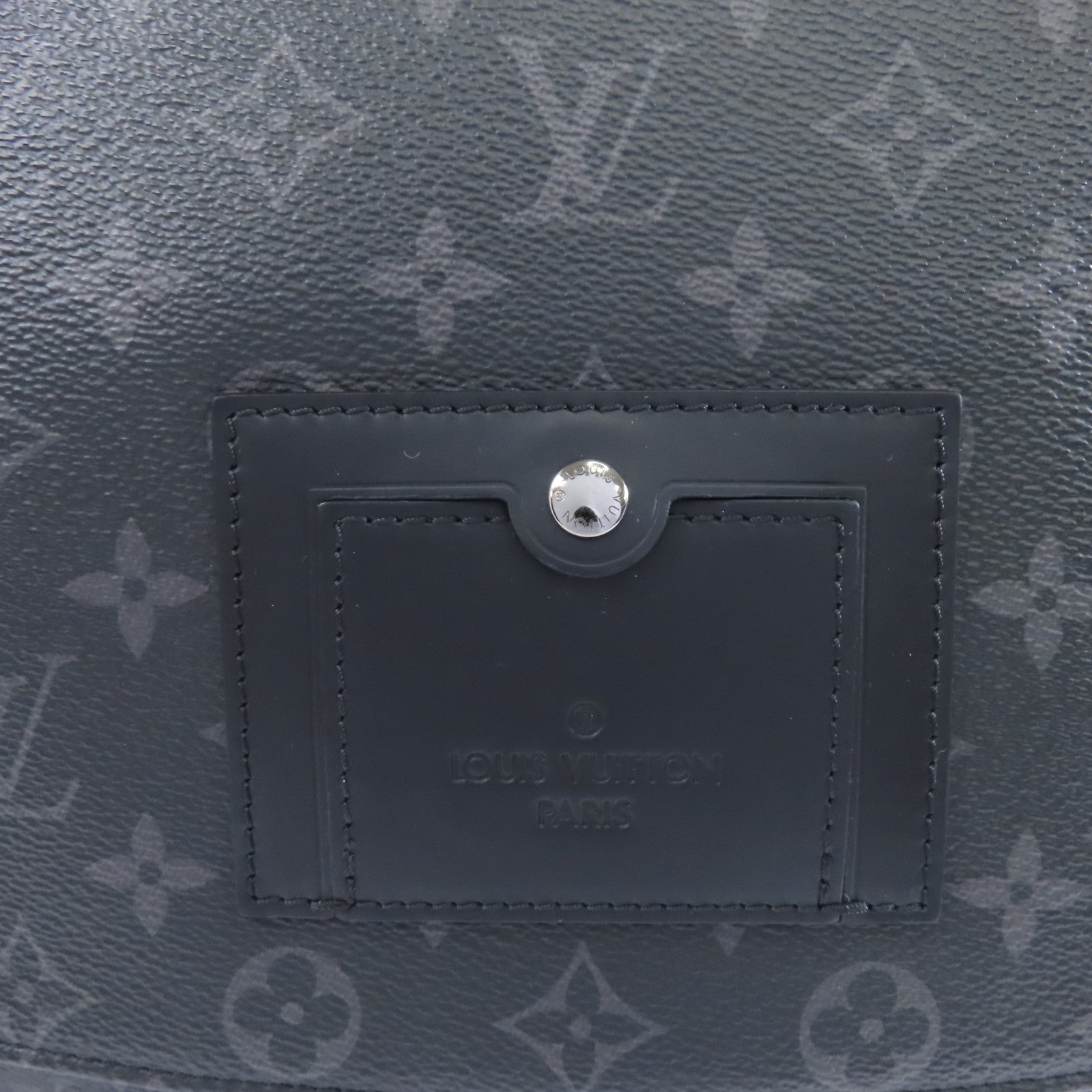 LOUIS VUITTON Monogram Eclipse Messenger Voyage MM銀扣肩背袋黑色