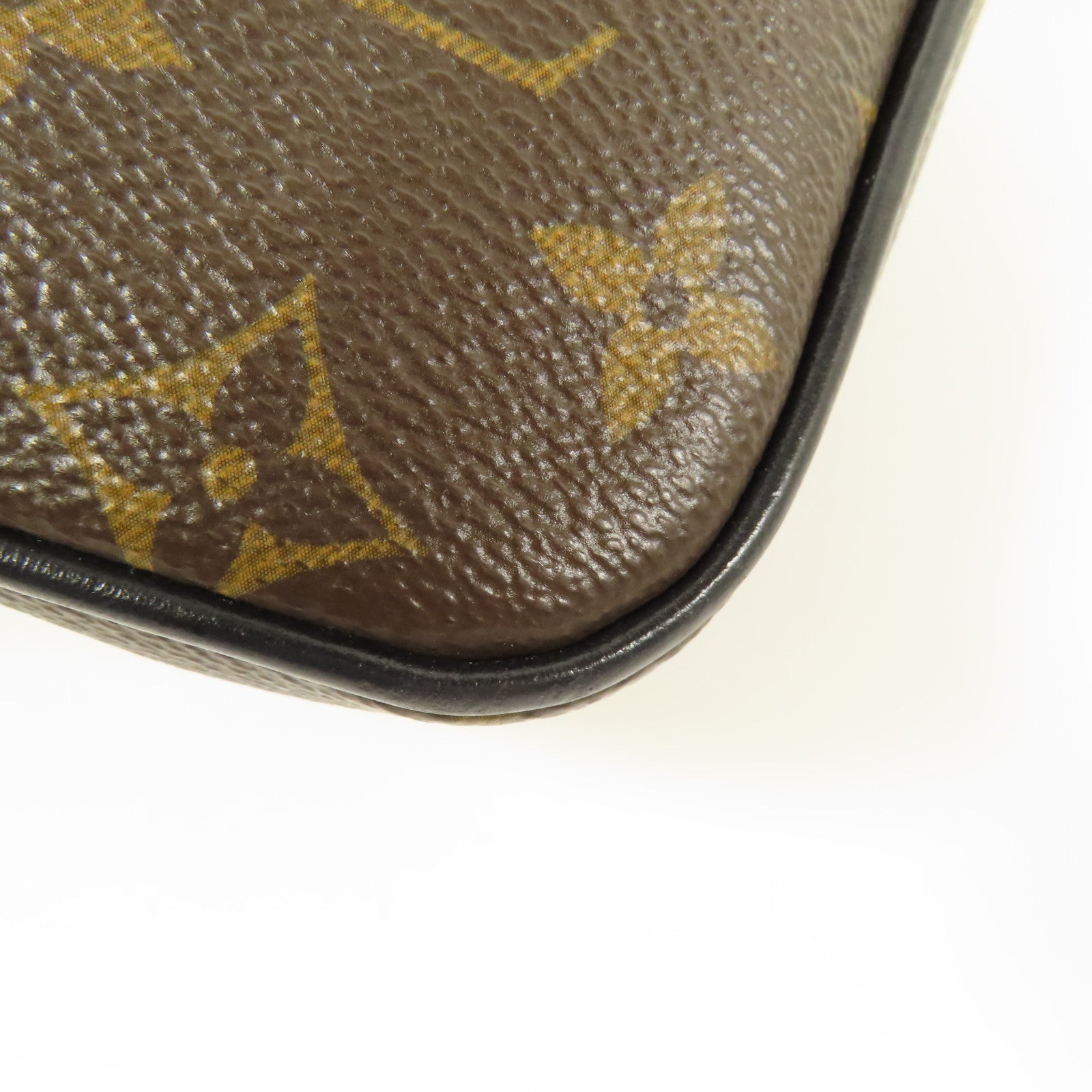 LOUIS VUITTON Monogram Macassar Christopher Wearable Wallet肩背袋