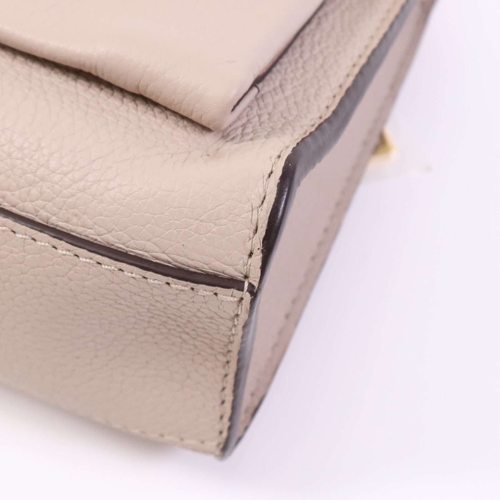 LOUIS VUITTON 牛皮皮革My Lockme金扣鏈帶肩背袋