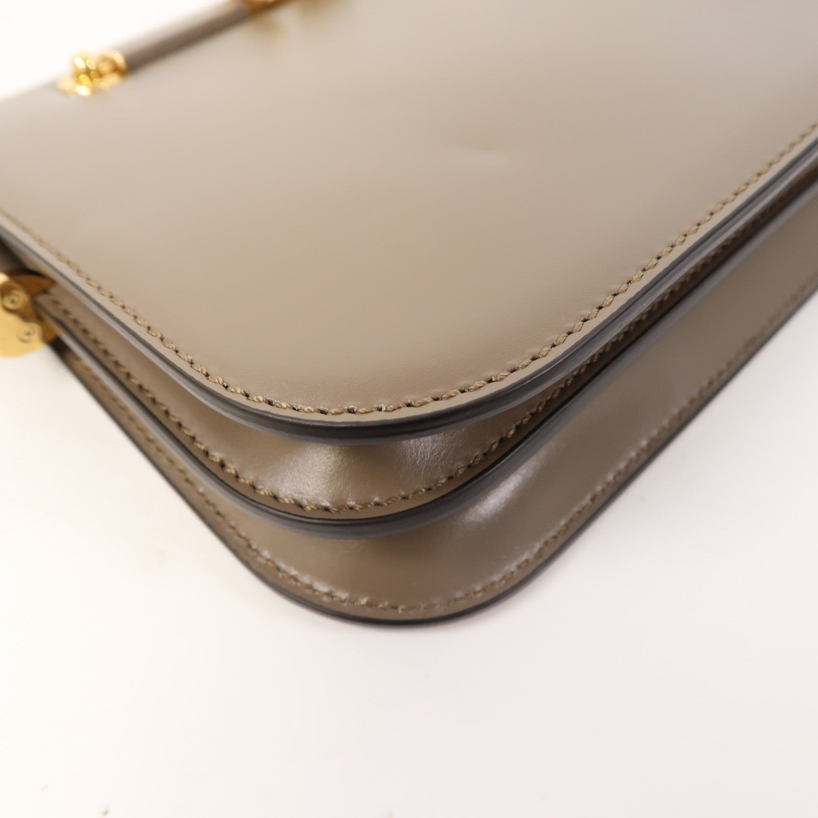 FENDI 牛皮皮革Touch FF金扣肩背袋灰色