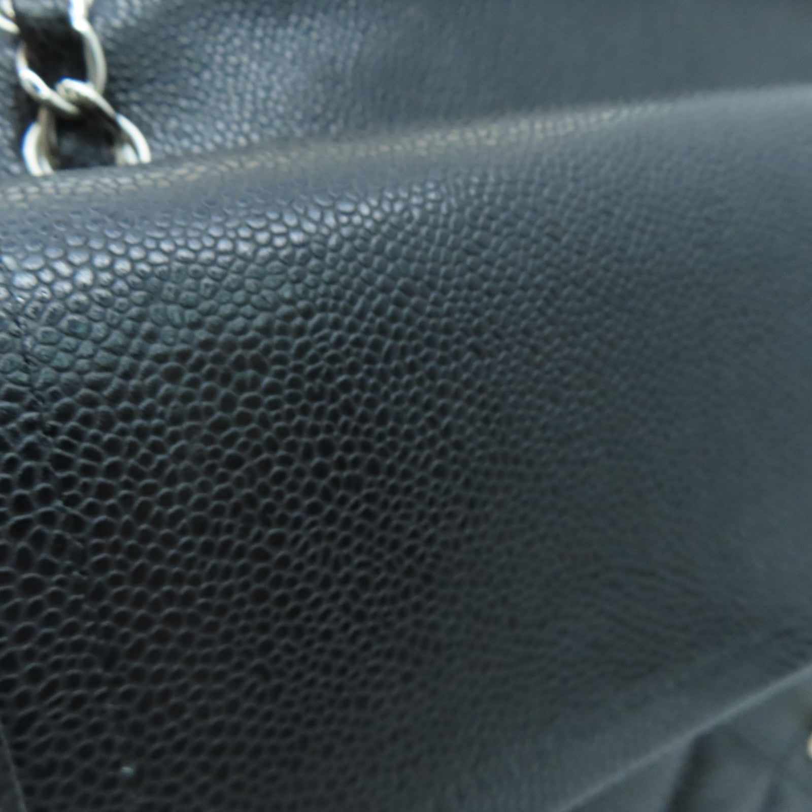 CHANEL 菱格Caviar皮革Classic Chain Shoulder Bag银扣链带肩背袋黑色