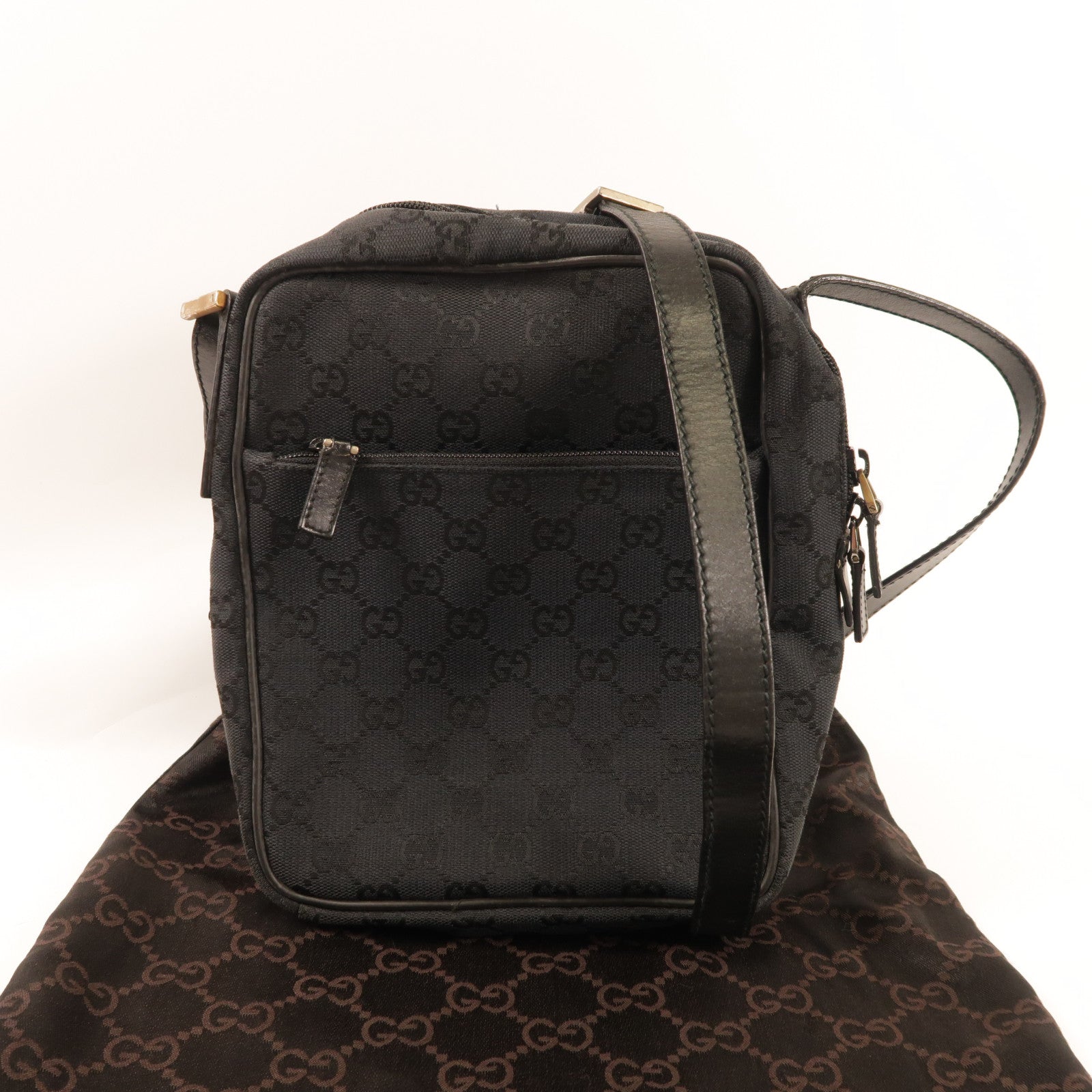 GUCCI 帆布Shoulder Bag銀扣肩背袋