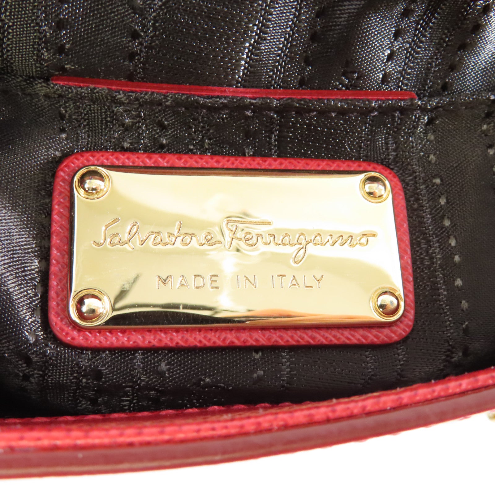 Salvatore Ferragamo 牛皮皮革Chain Shoulder金扣鏈帶肩背袋紅色