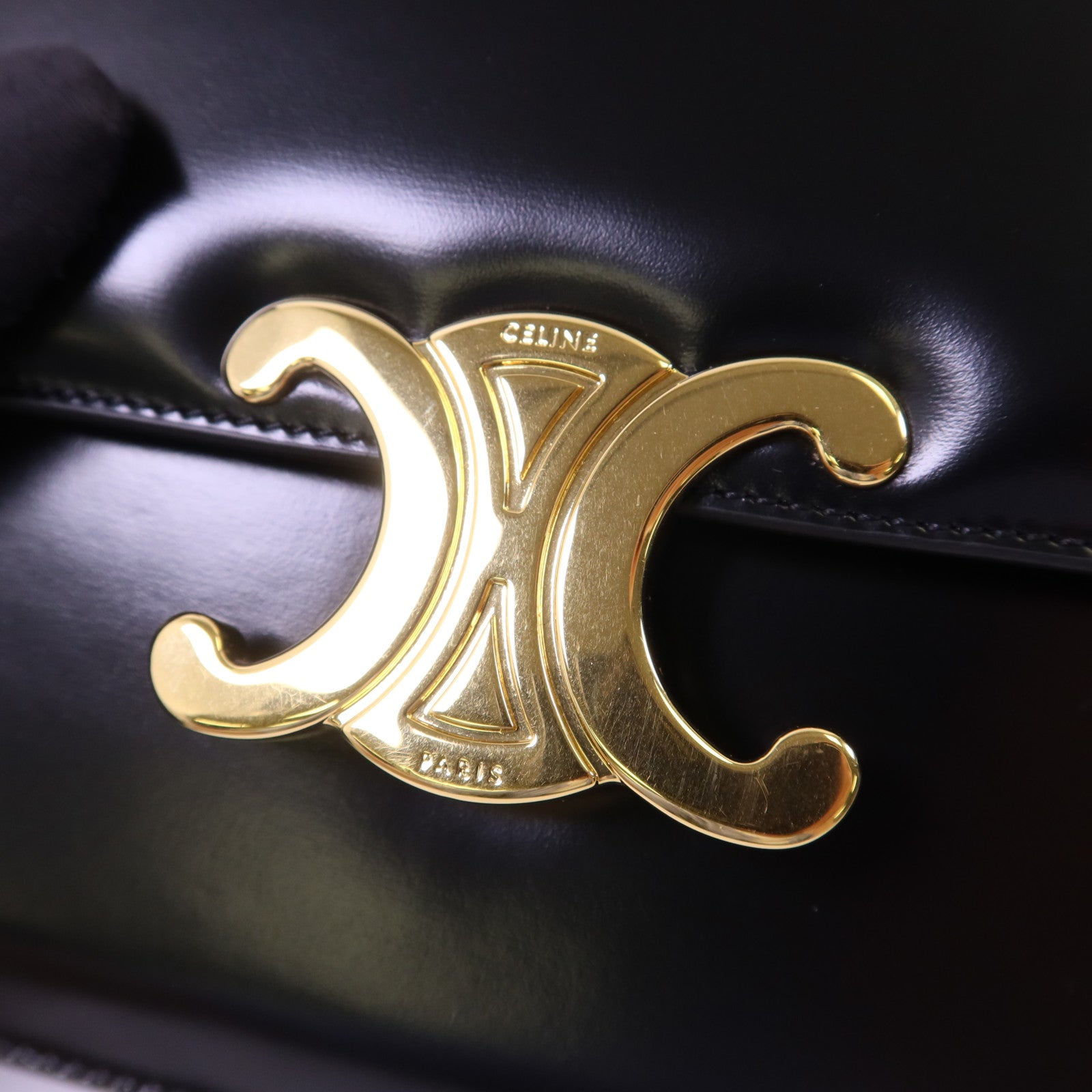 CELINE 牛皮皮革Chain Shoulder金扣肩背袋