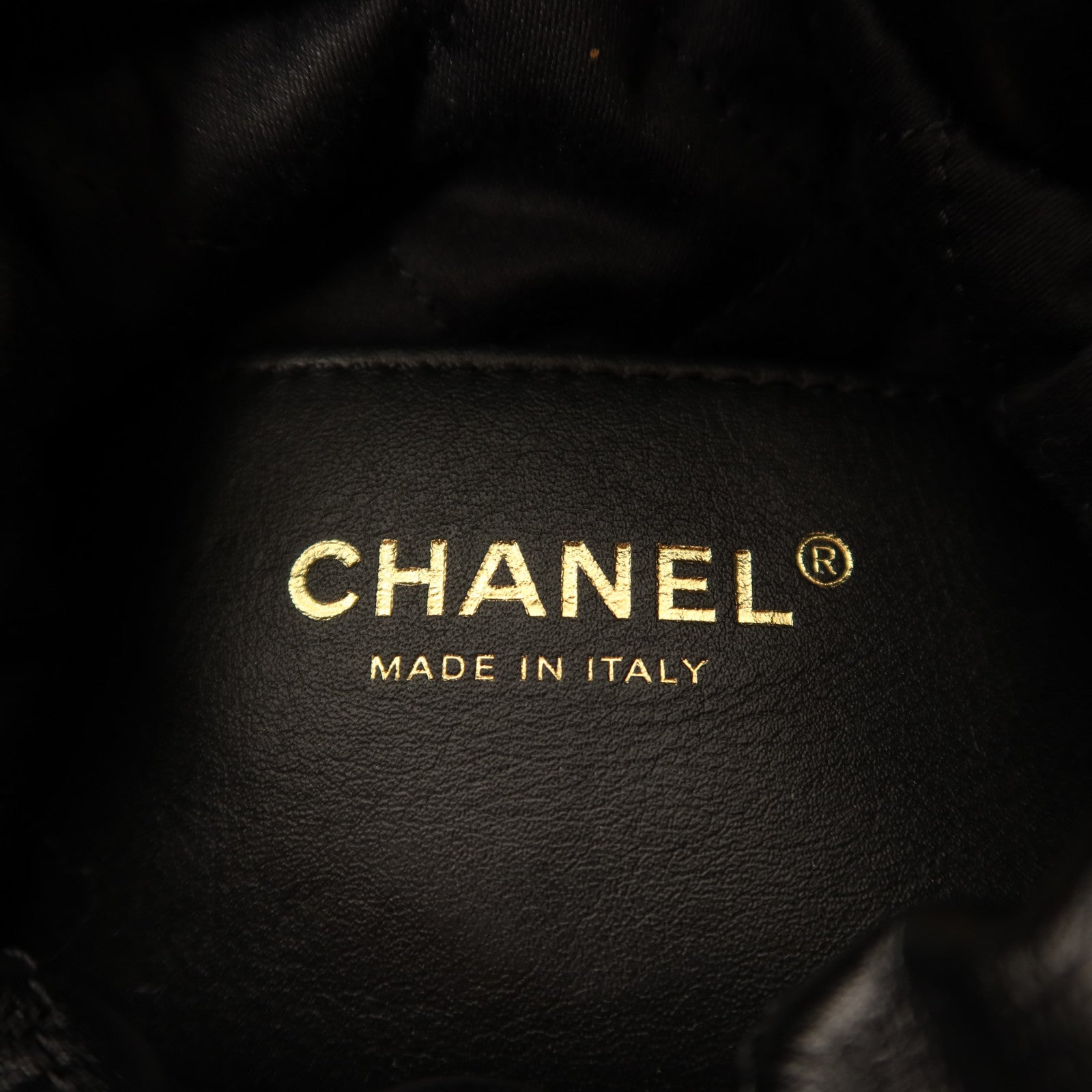 CHANEL 【激減優惠】牛皮皮革Mini C22金扣鏈帶肩背袋