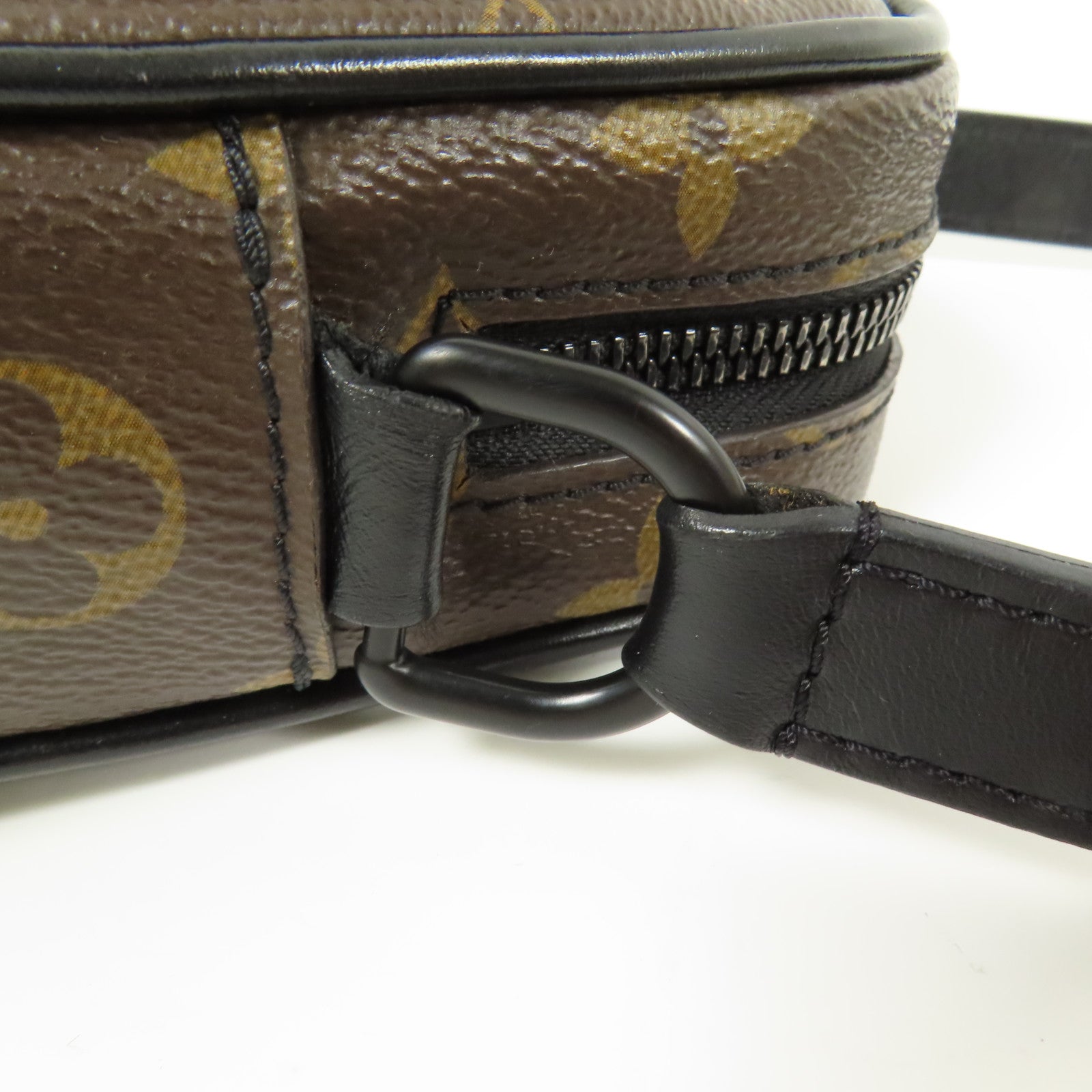 LOUIS VUITTON Monogram Macassar Christopher Wearable Wallet肩背袋