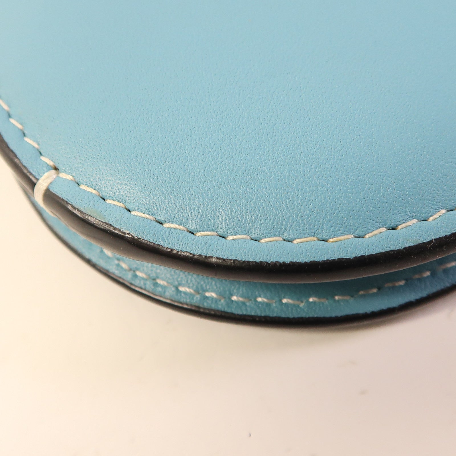 LOEWE 牛皮皮革Gate Pochette金扣肩背袋