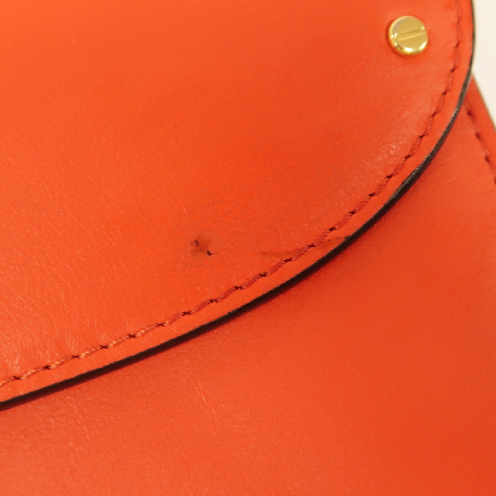 Valentino 牛皮皮革Shoulder Bag金扣肩背袋