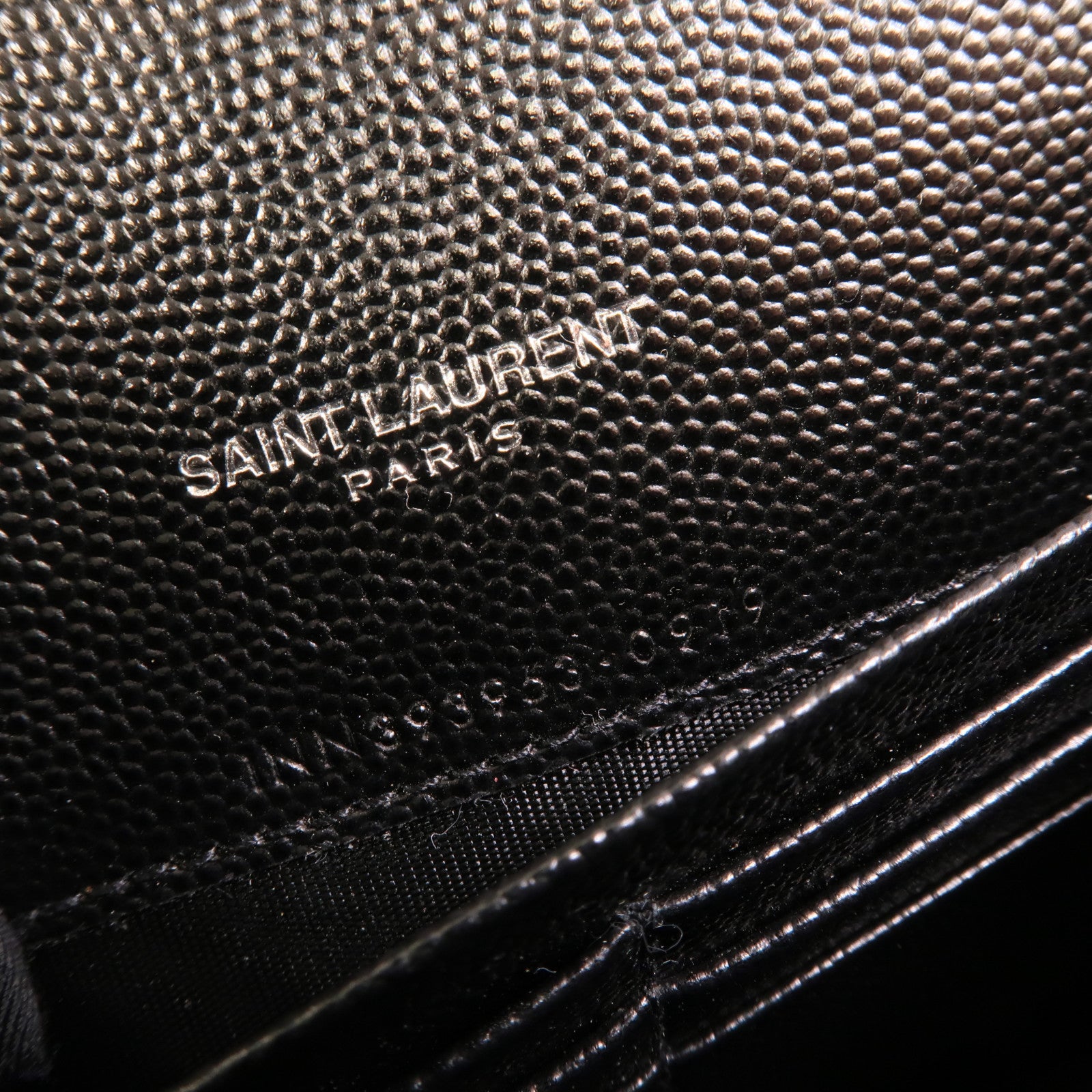 SAINT LAURENT 牛皮皮革Cassandre肩背袋