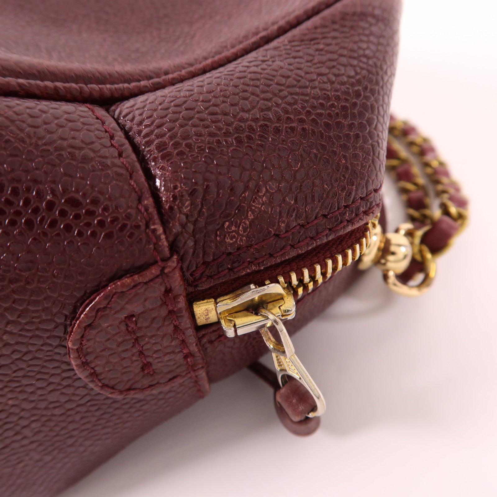 CHANEL 牛皮皮革Chain Shoulder金扣鏈帶肩背袋