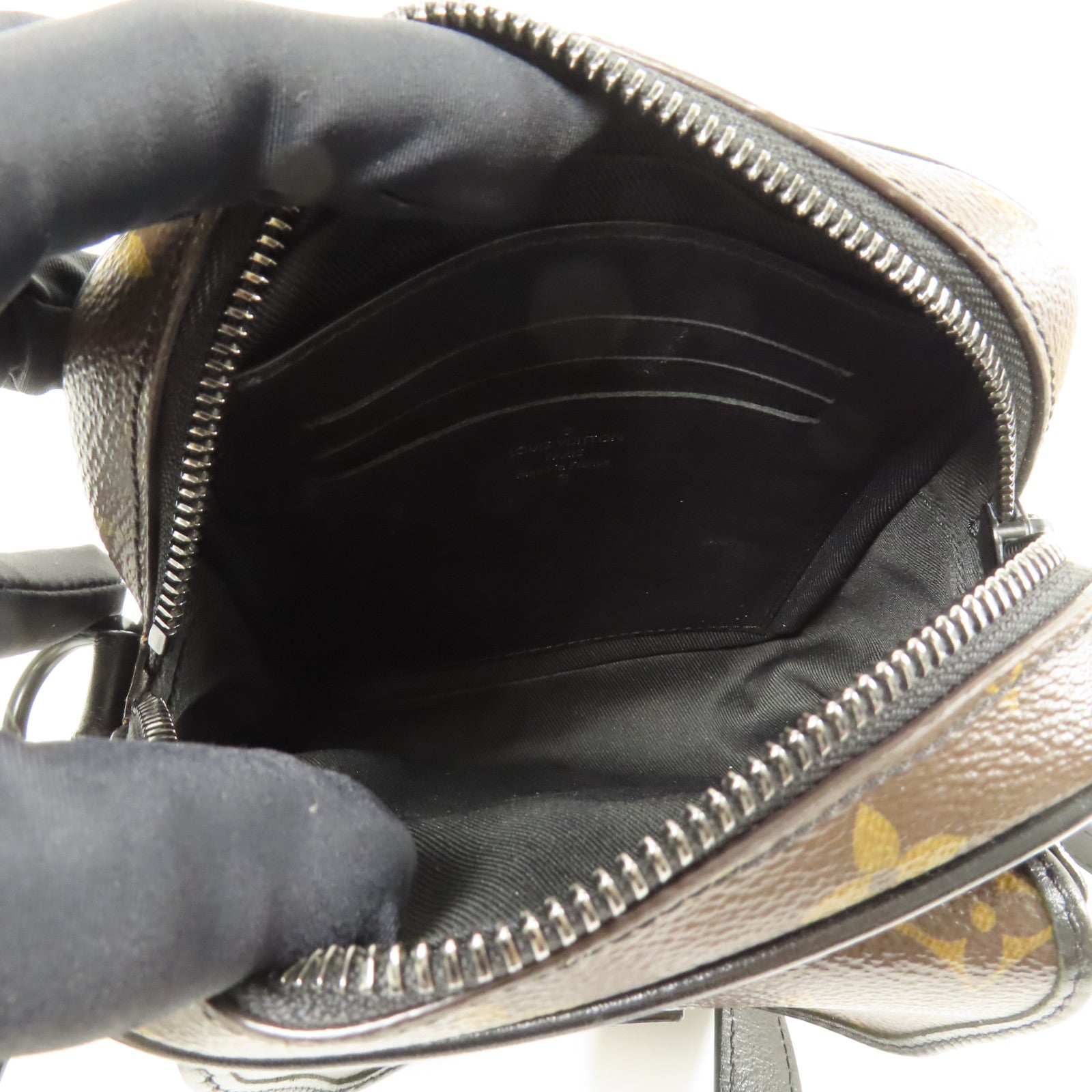 LOUIS VUITTON Monogram Macassar Christopher Wearable Wallet肩背袋