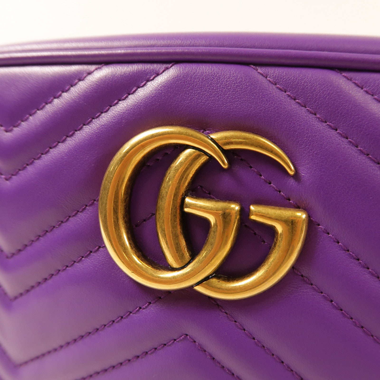 GUCCI 牛皮皮革GG Marmont肩背袋