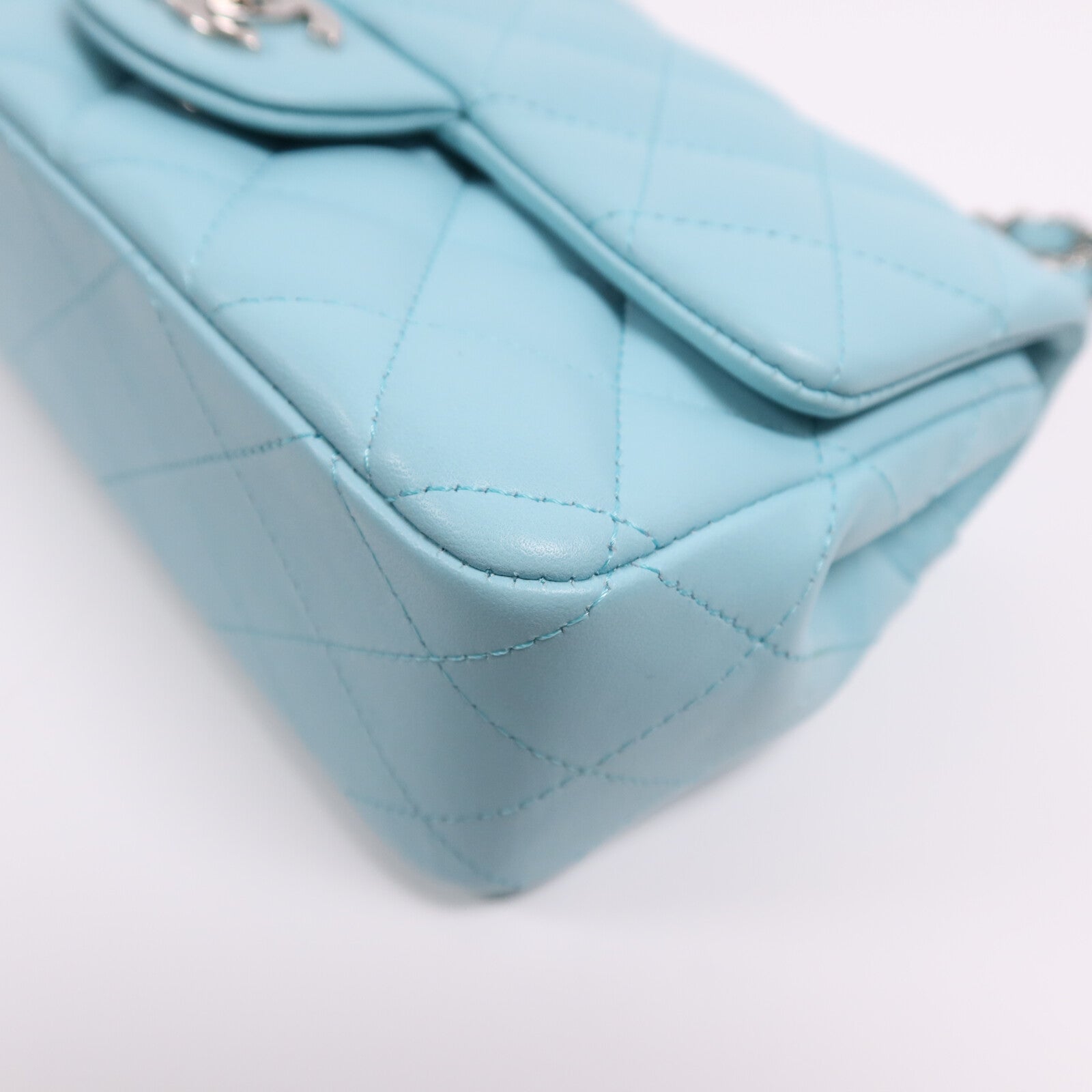 CHANEL 羊皮皮革Classic 20銀扣鏈帶肩背袋