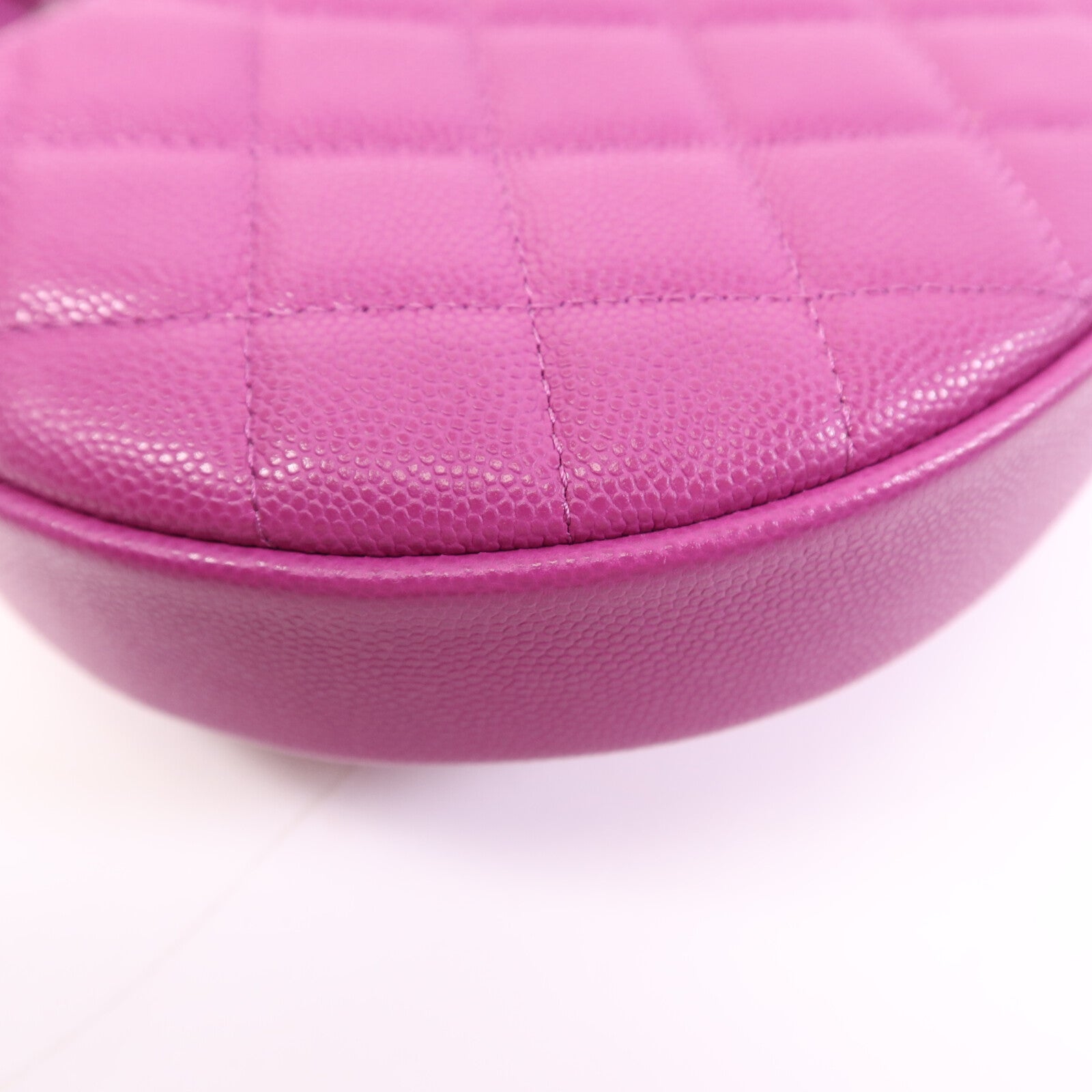 CHANEL 牛皮皮革Hand Bag金扣手挽袋