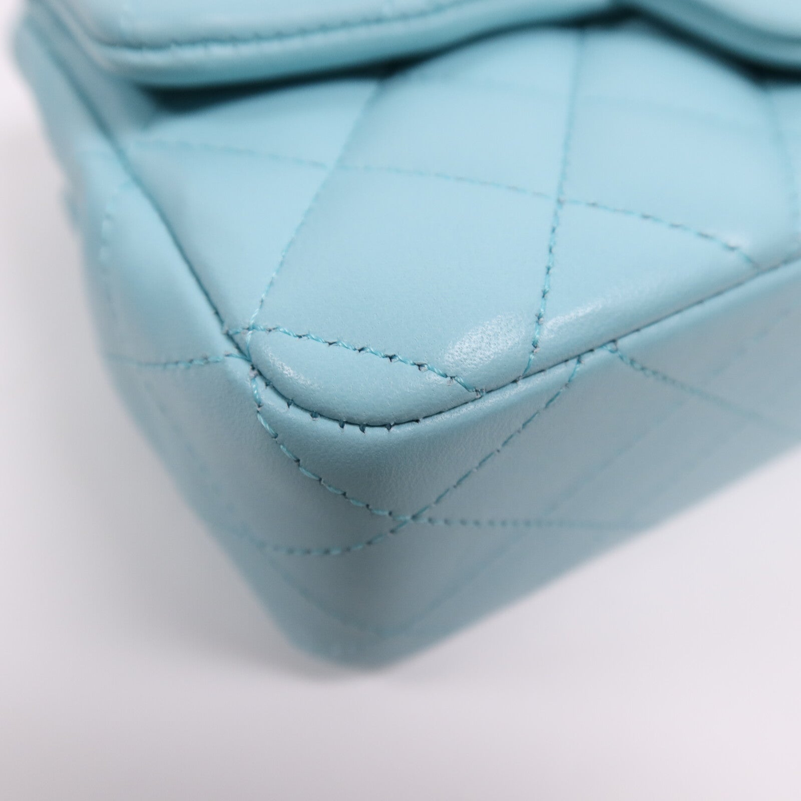 CHANEL 羊皮皮革Classic 20銀扣鏈帶肩背袋