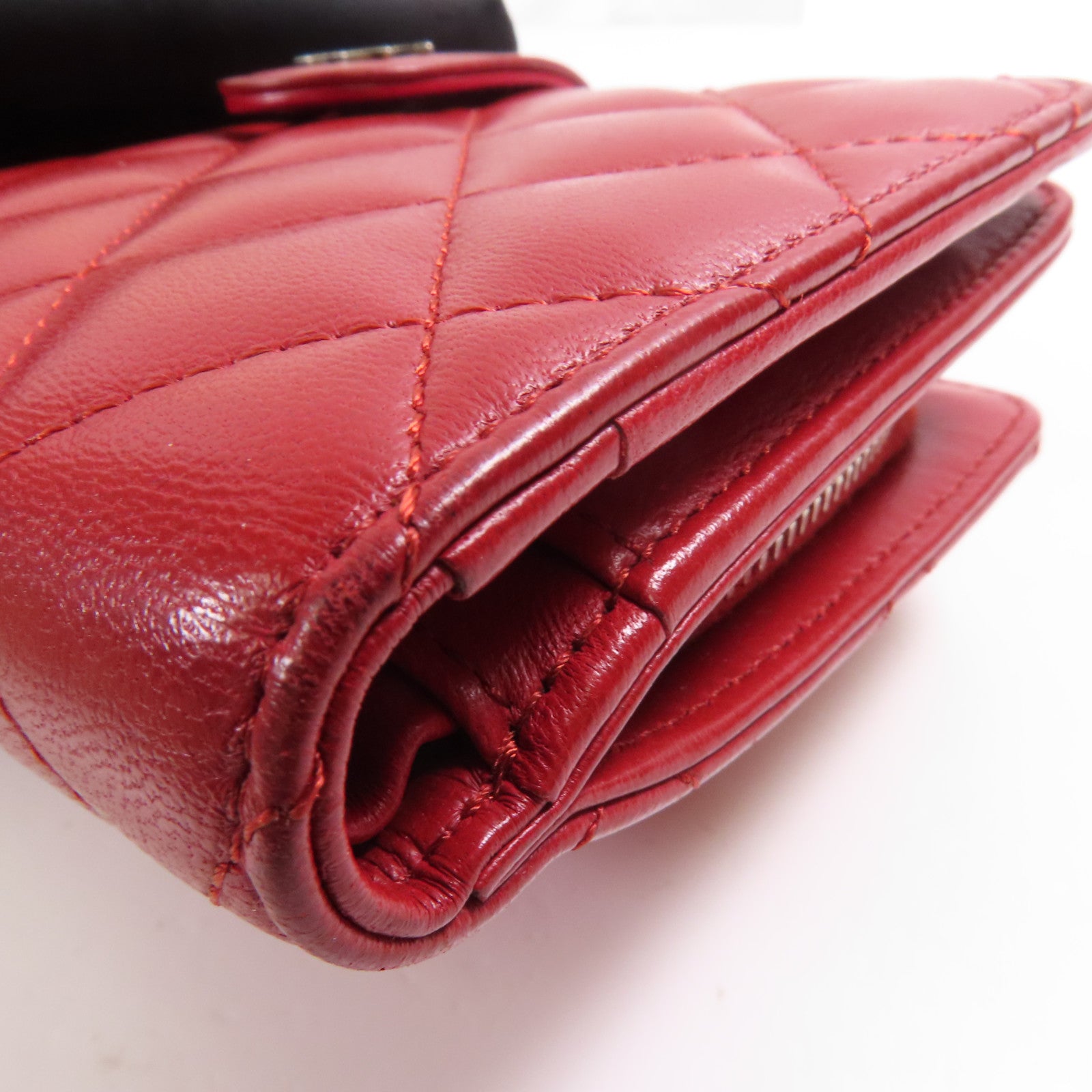 CHANEL 羊皮皮革Wallet銀扣錢包