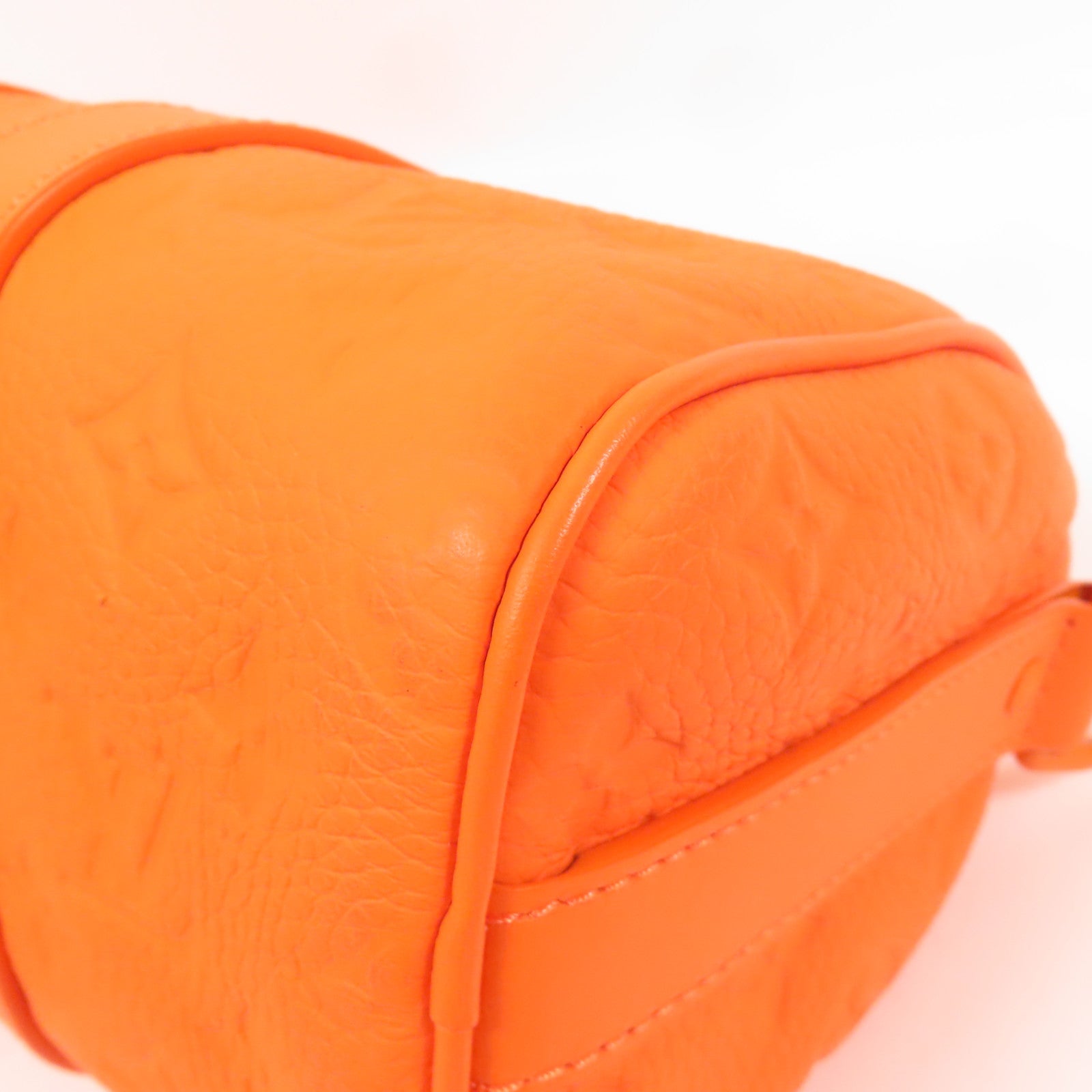 LOUIS VUITTON Taurillon Monogram Keepall Bandoulie手挽肩背兩用袋