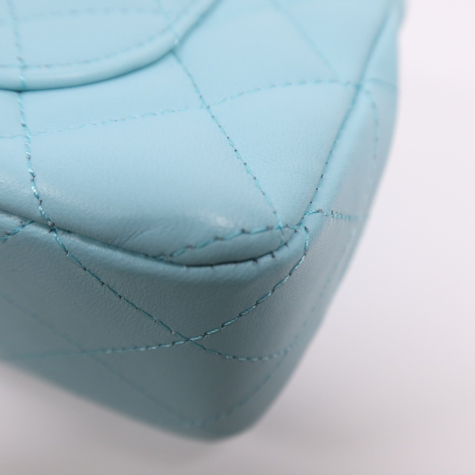 CHANEL 羊皮皮革Classic 20銀扣鏈帶肩背袋