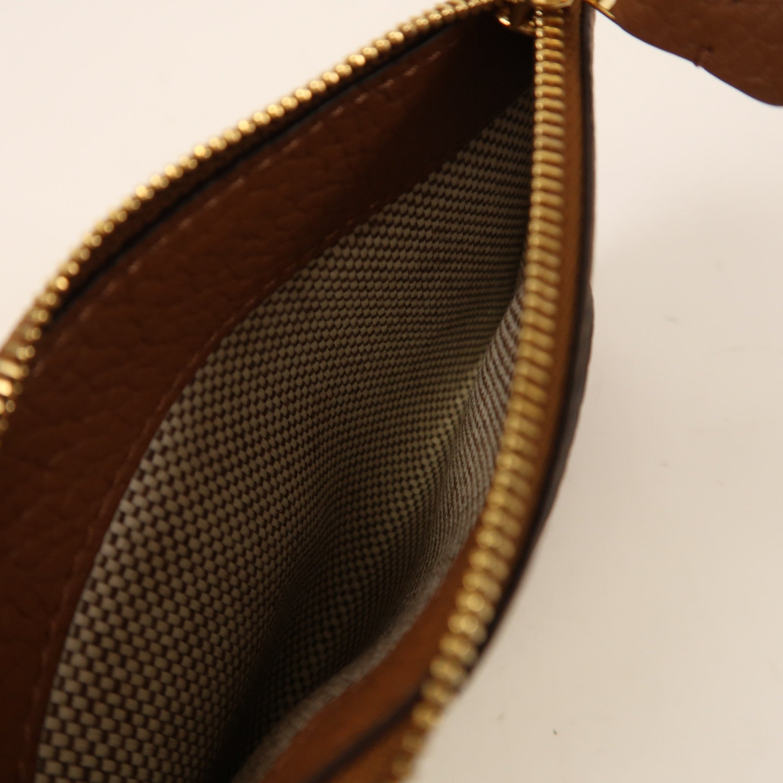 Delvaux 牛皮皮革Pin D Pouch Mini卡片套棕色