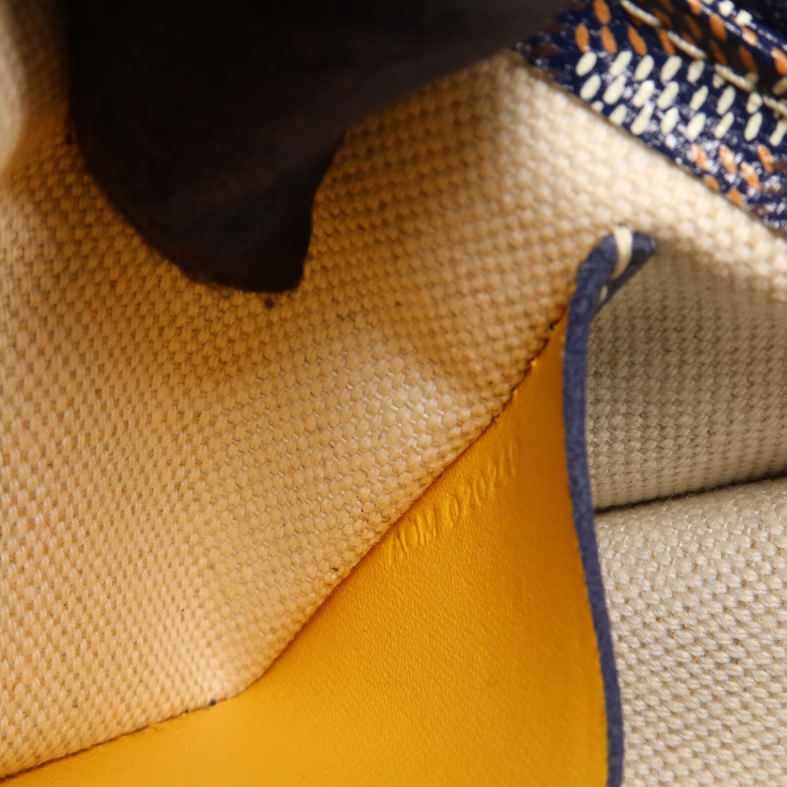 GOYARD 塗層帆布Plumet肩背袋