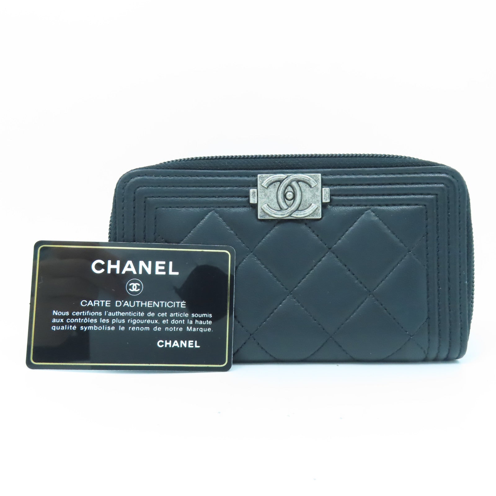 CHANEL 【激減優惠】菱格牛皮皮革Boy Round Wallet銀扣錢包黑色