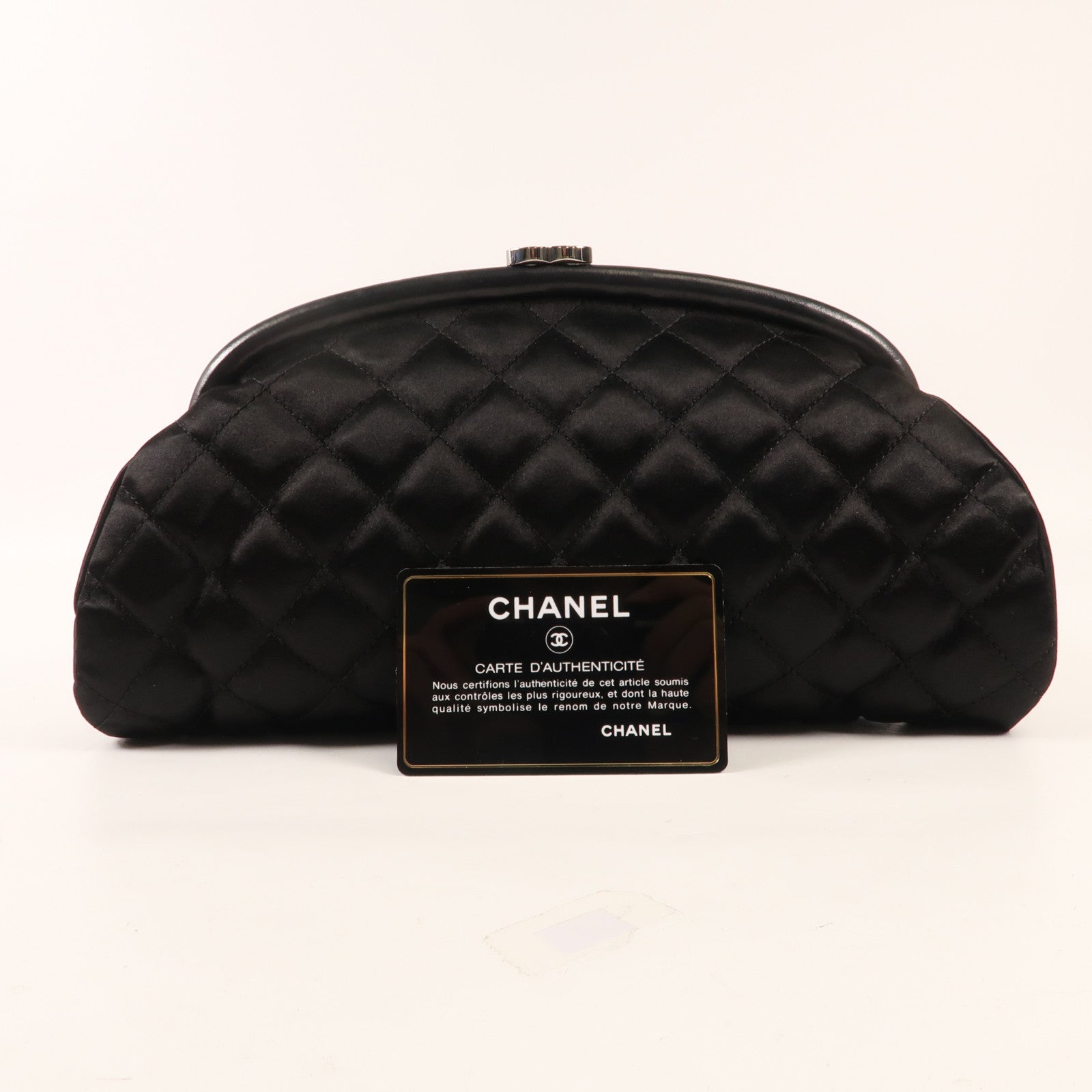 CHANEL Satin Timeless Clutch銀扣手拿包