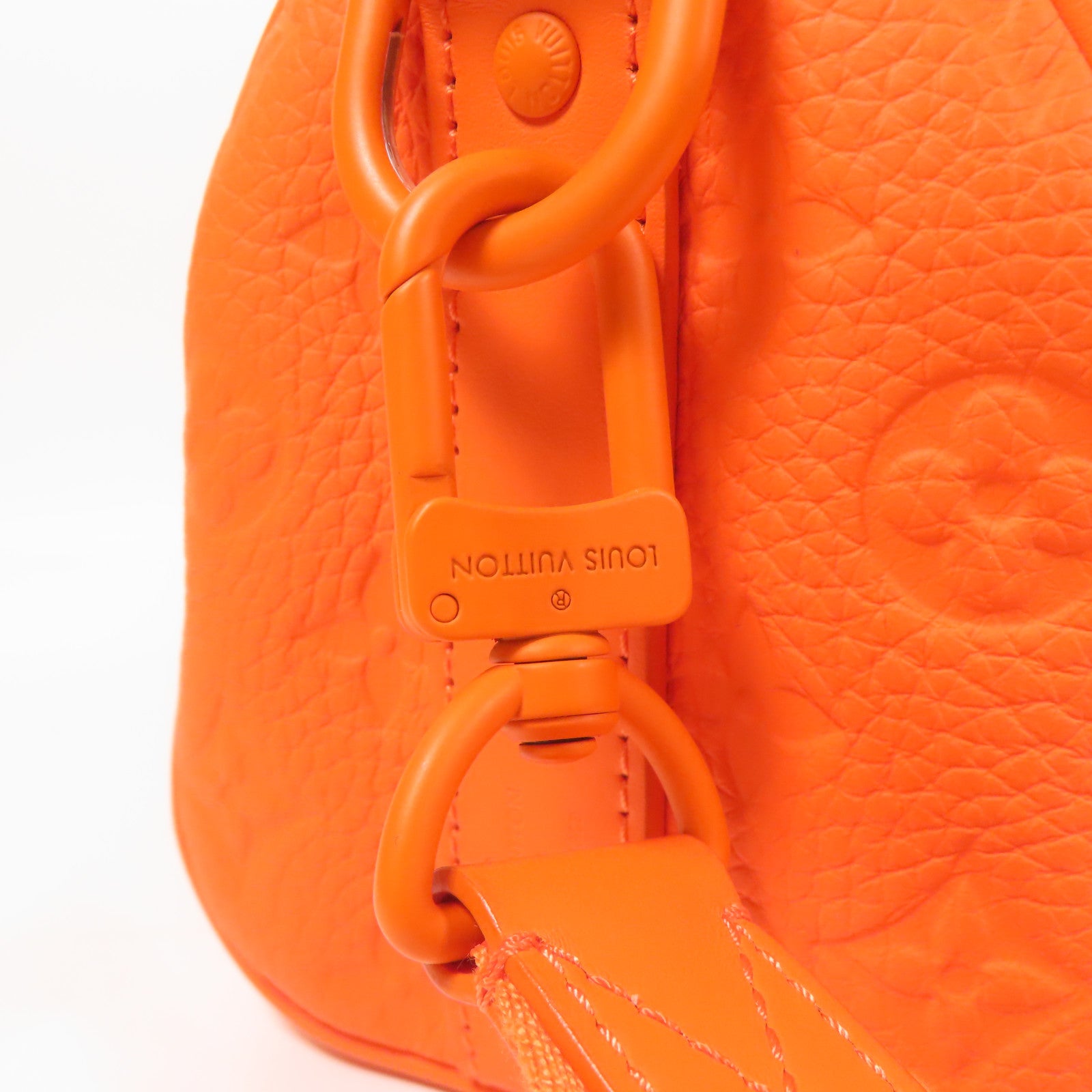 LOUIS VUITTON Taurillon Monogram Keepall Bandoulie手挽肩背兩用袋