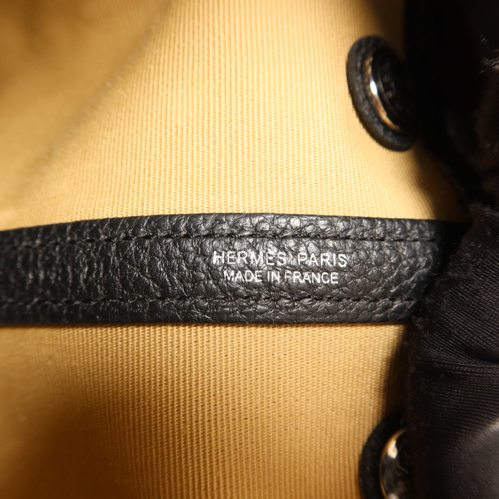 HERMES Negonda皮革/帆布Garden Party TPM銀扣手挽袋Trench/Noir