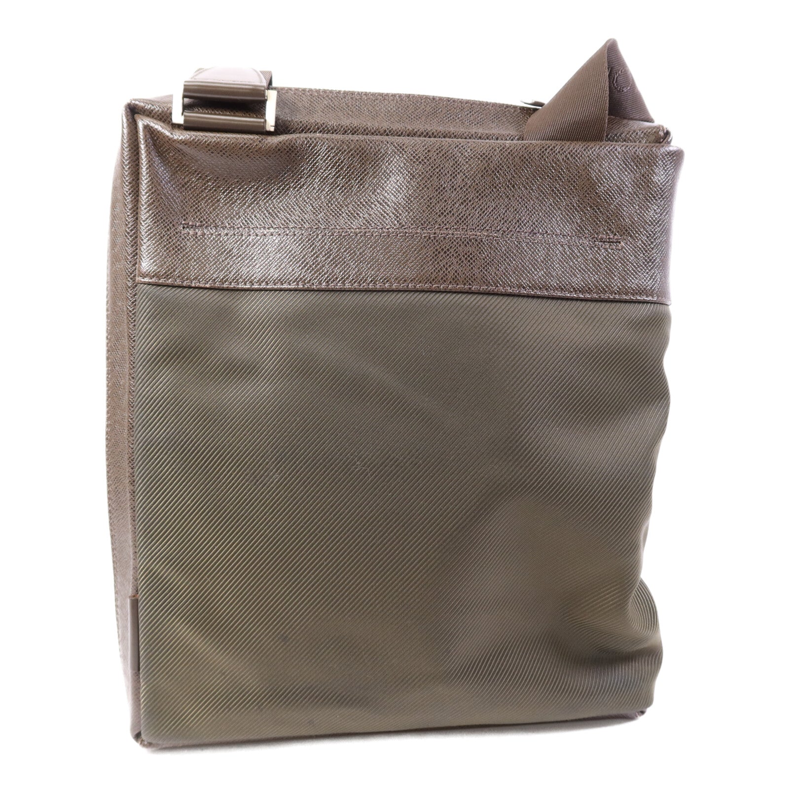 LOUIS VUITTON Taiga/帆布Beluga銀扣肩背袋