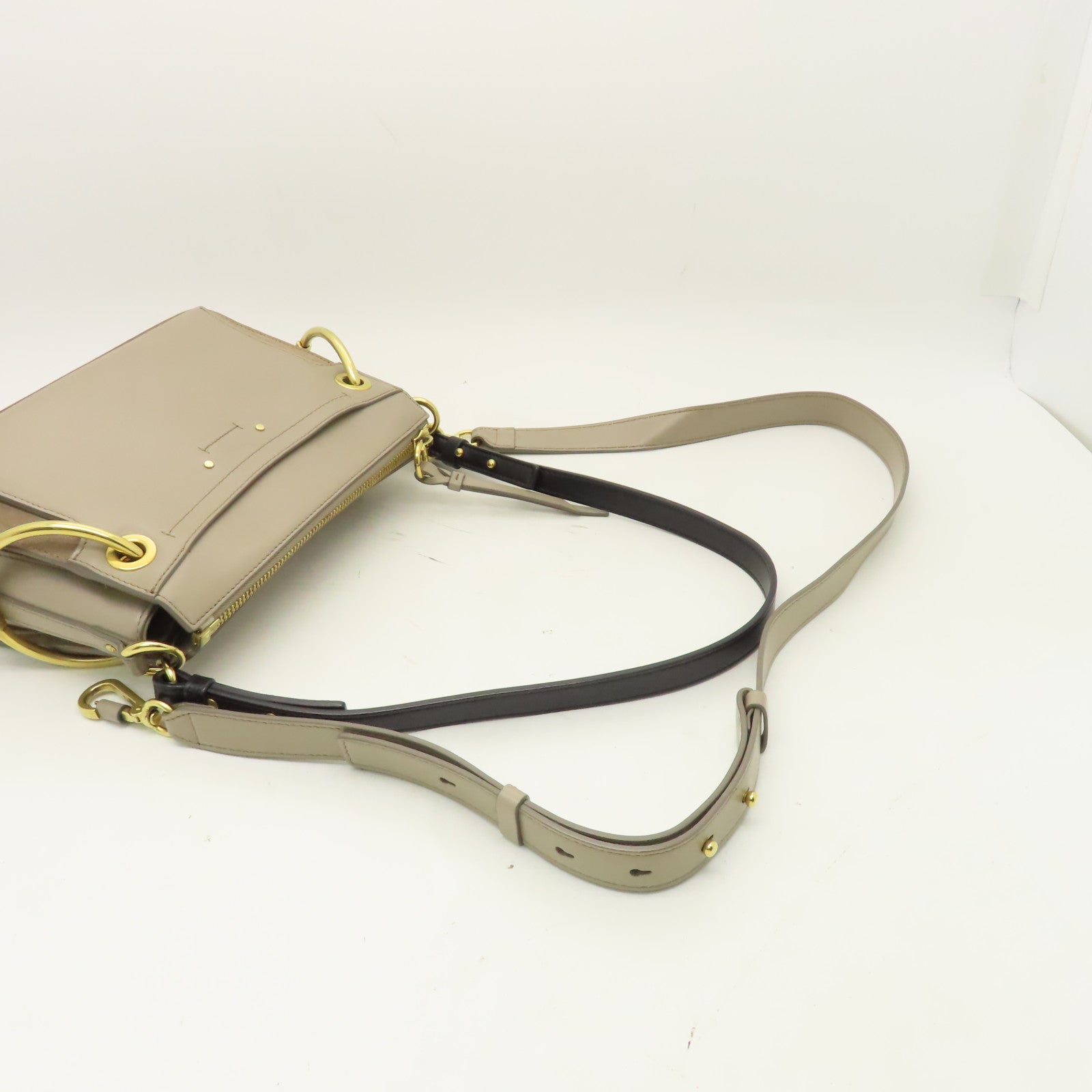 Chloe 【清倉大減價】牛皮皮革Shoulder Bag金扣手挽肩背兩用袋杏色
