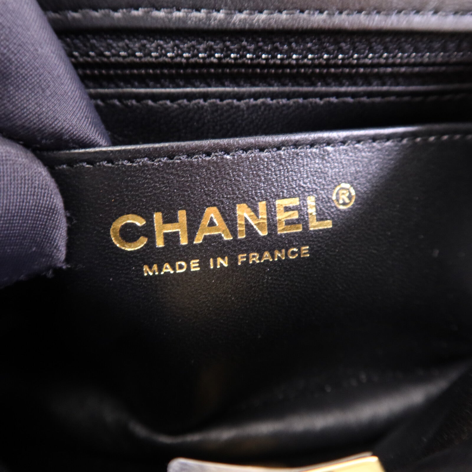 CHANEL 羊皮皮革Shoulder Bag金扣鏈帶肩背袋
